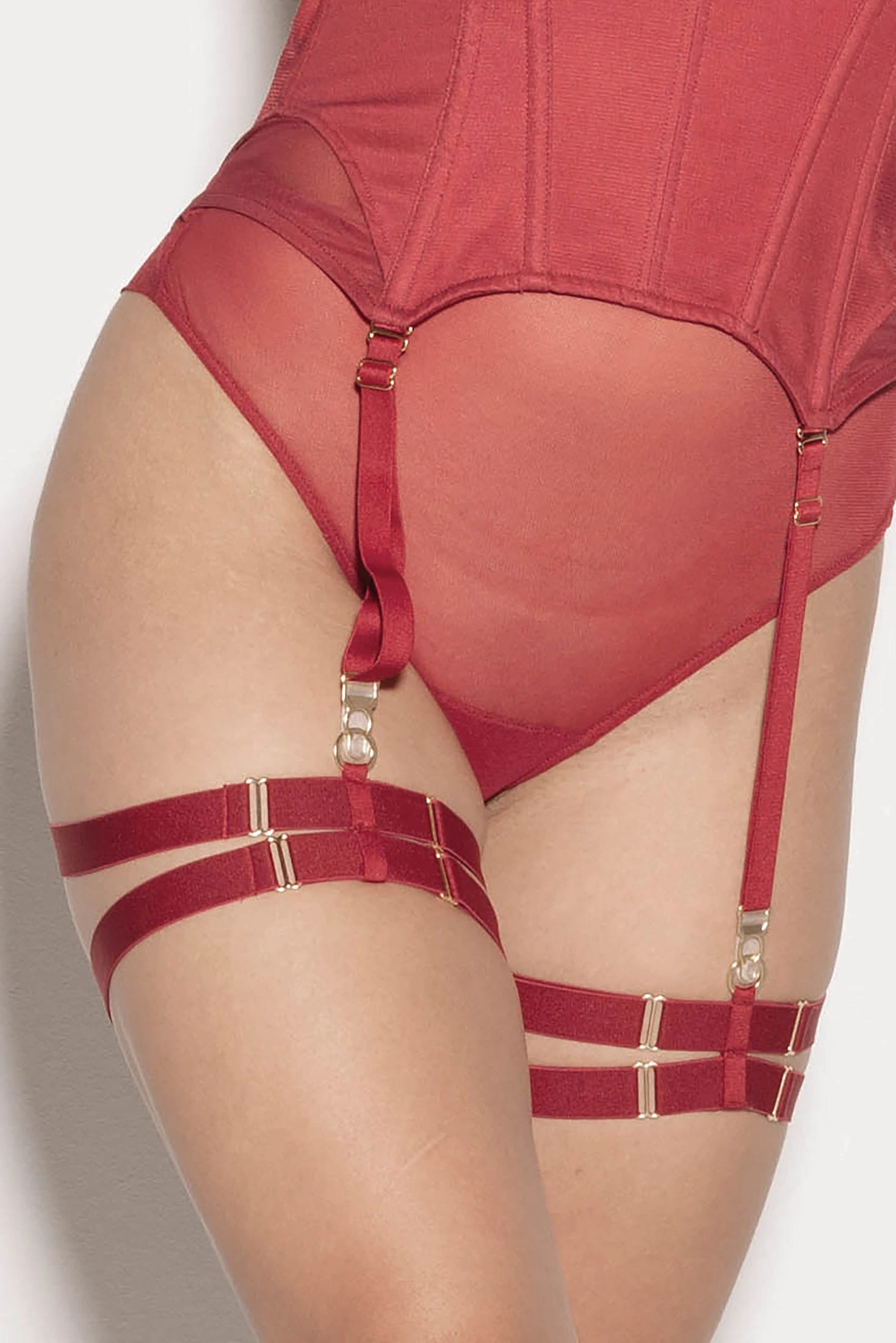 LIGAS SUZANNE ROJO CHERRY - imagen 1