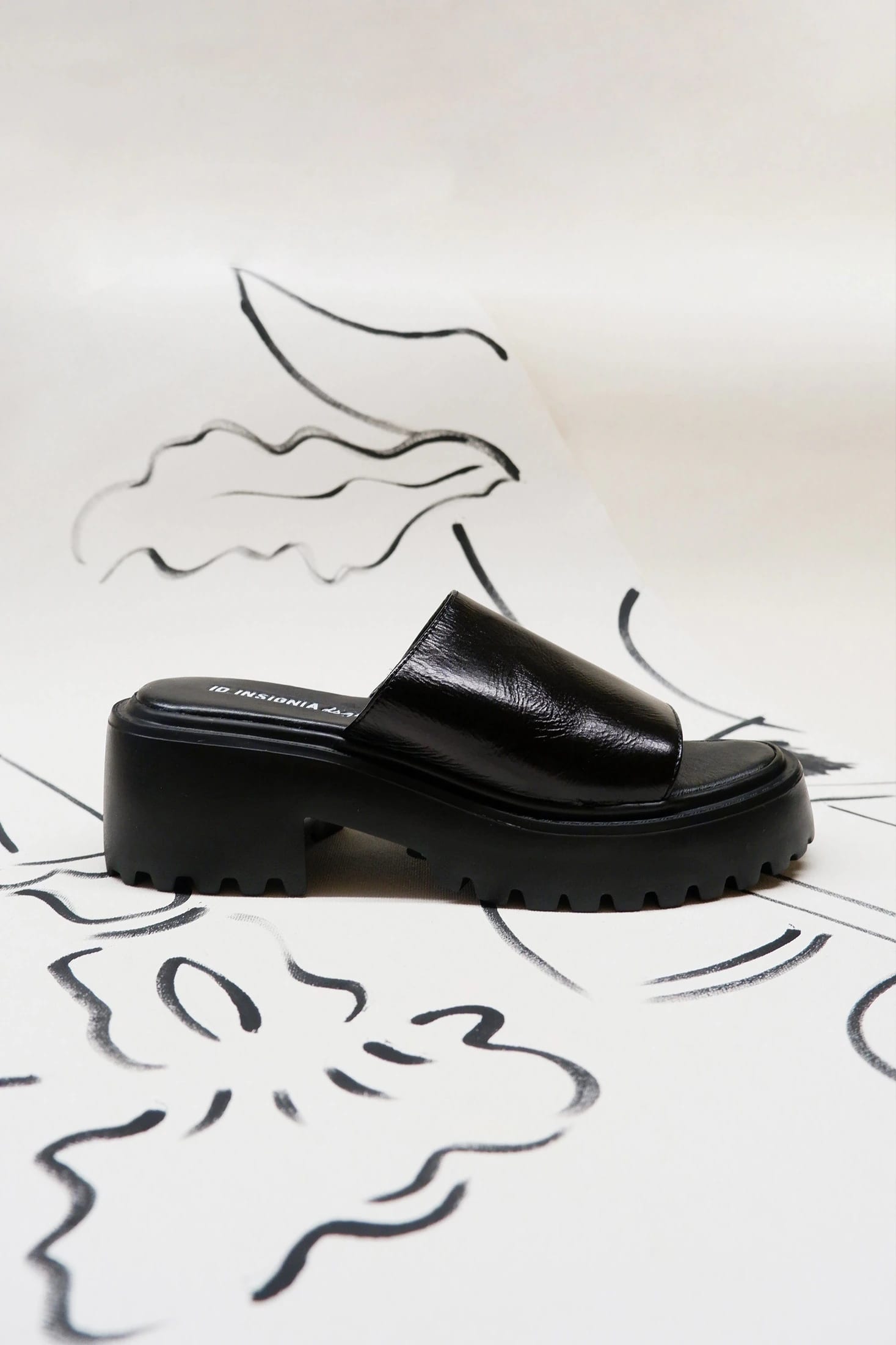 Tokio 90s Sandal - Negro - imagen 1