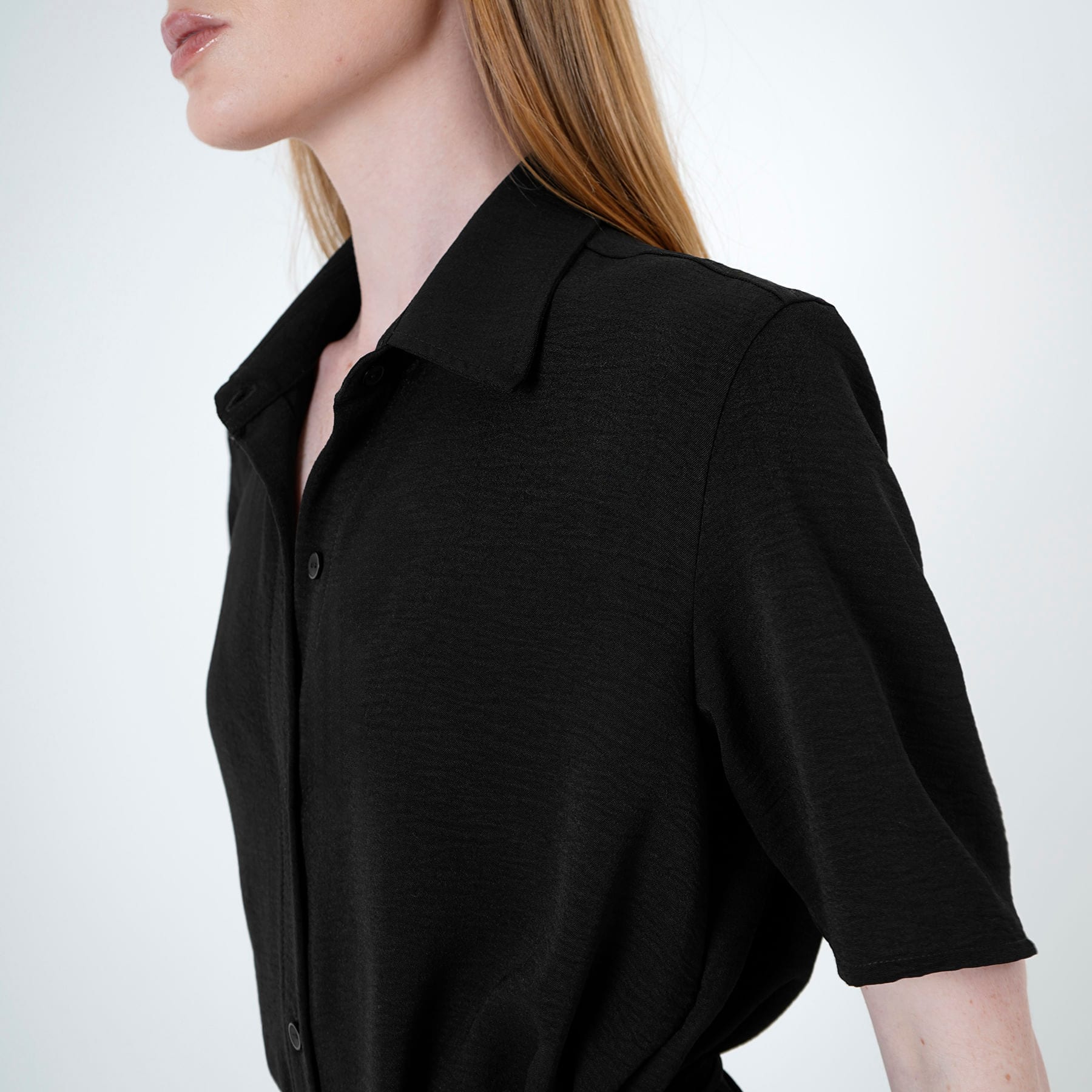 Vestido camisero midi con lazo para ajustar en cintura - imagen 10