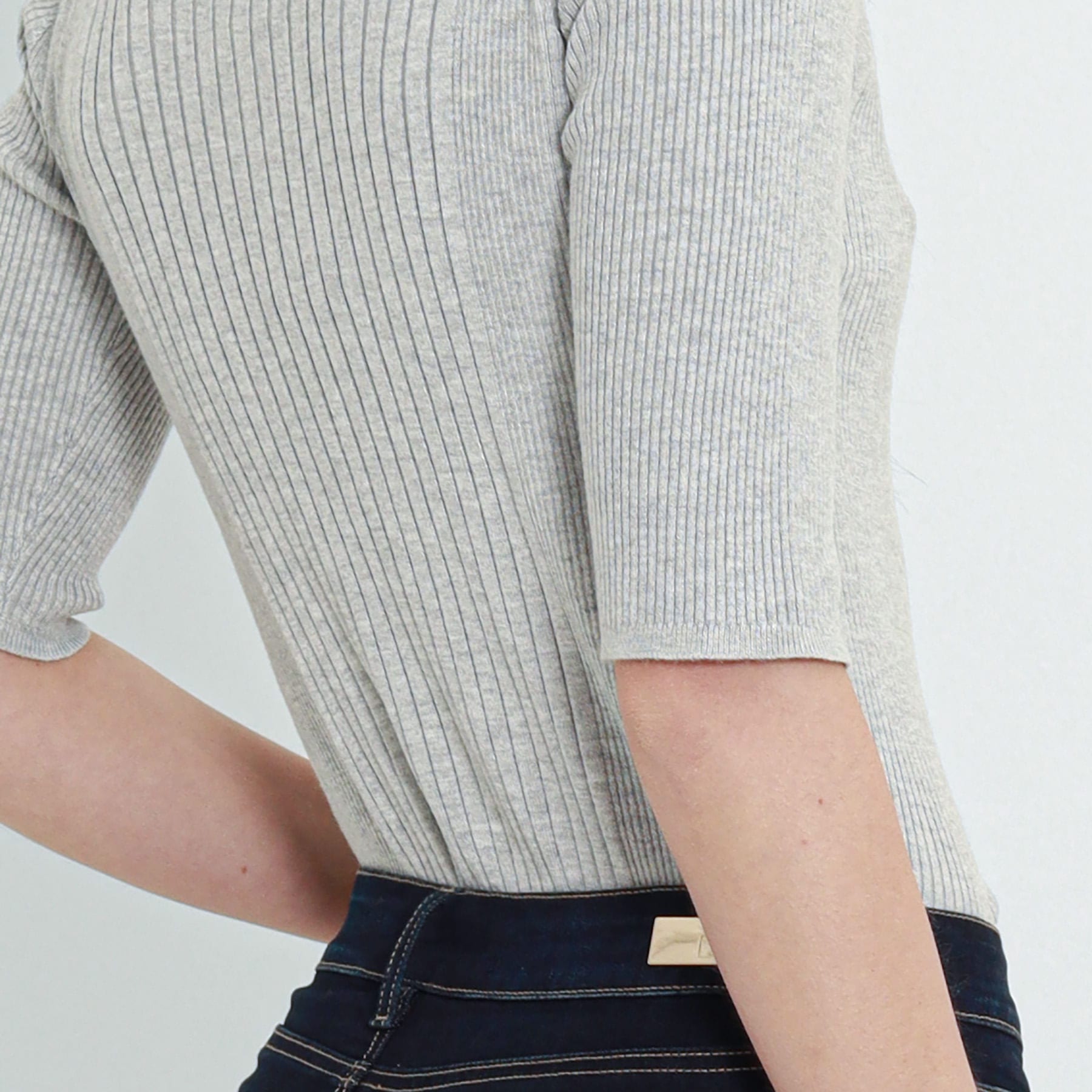 Sweater Cuello Redondo Manga Corta - imagen 7