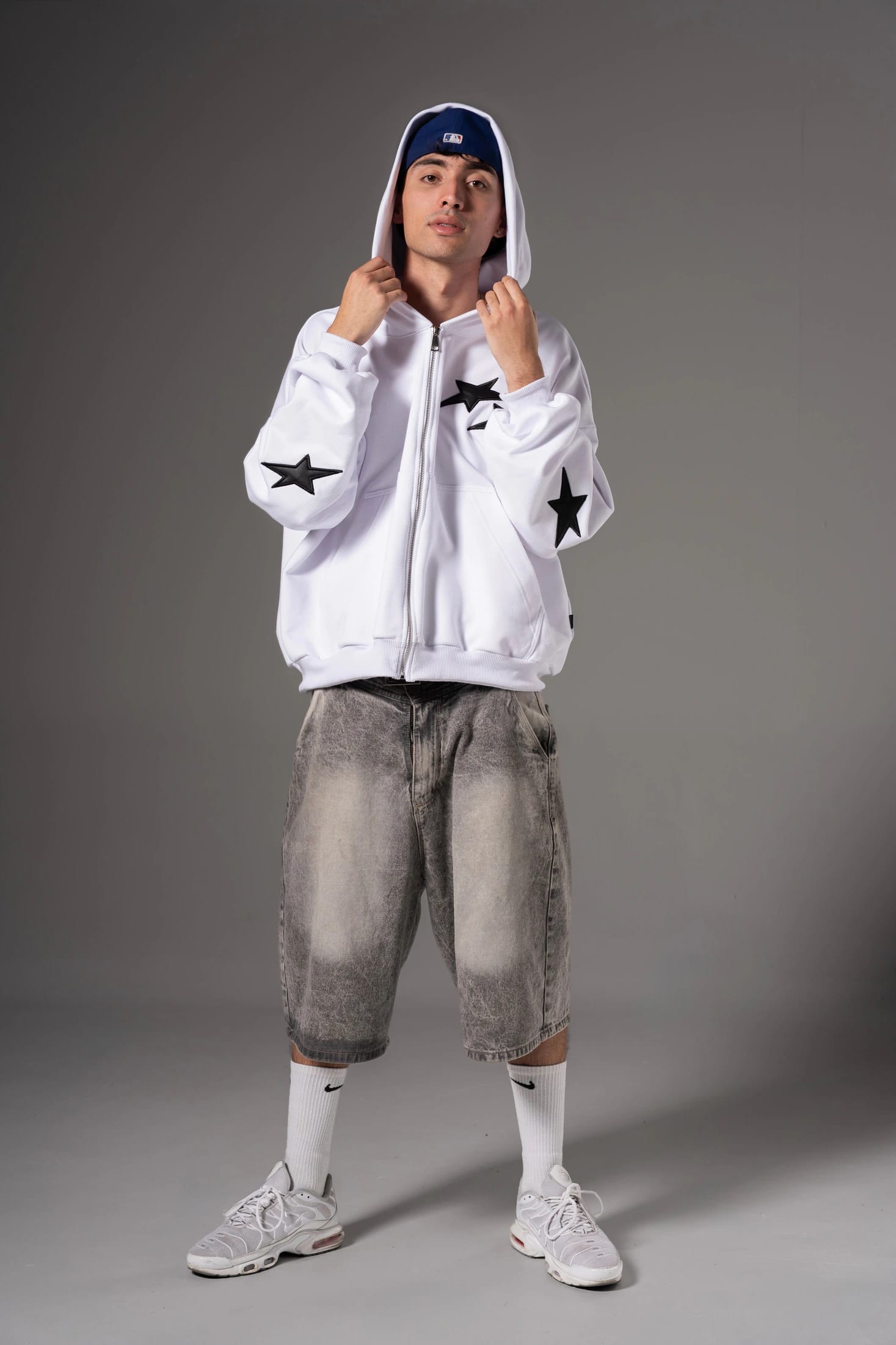 Double Zip Hoodie Boxy fit estrellas negras - imagen 3