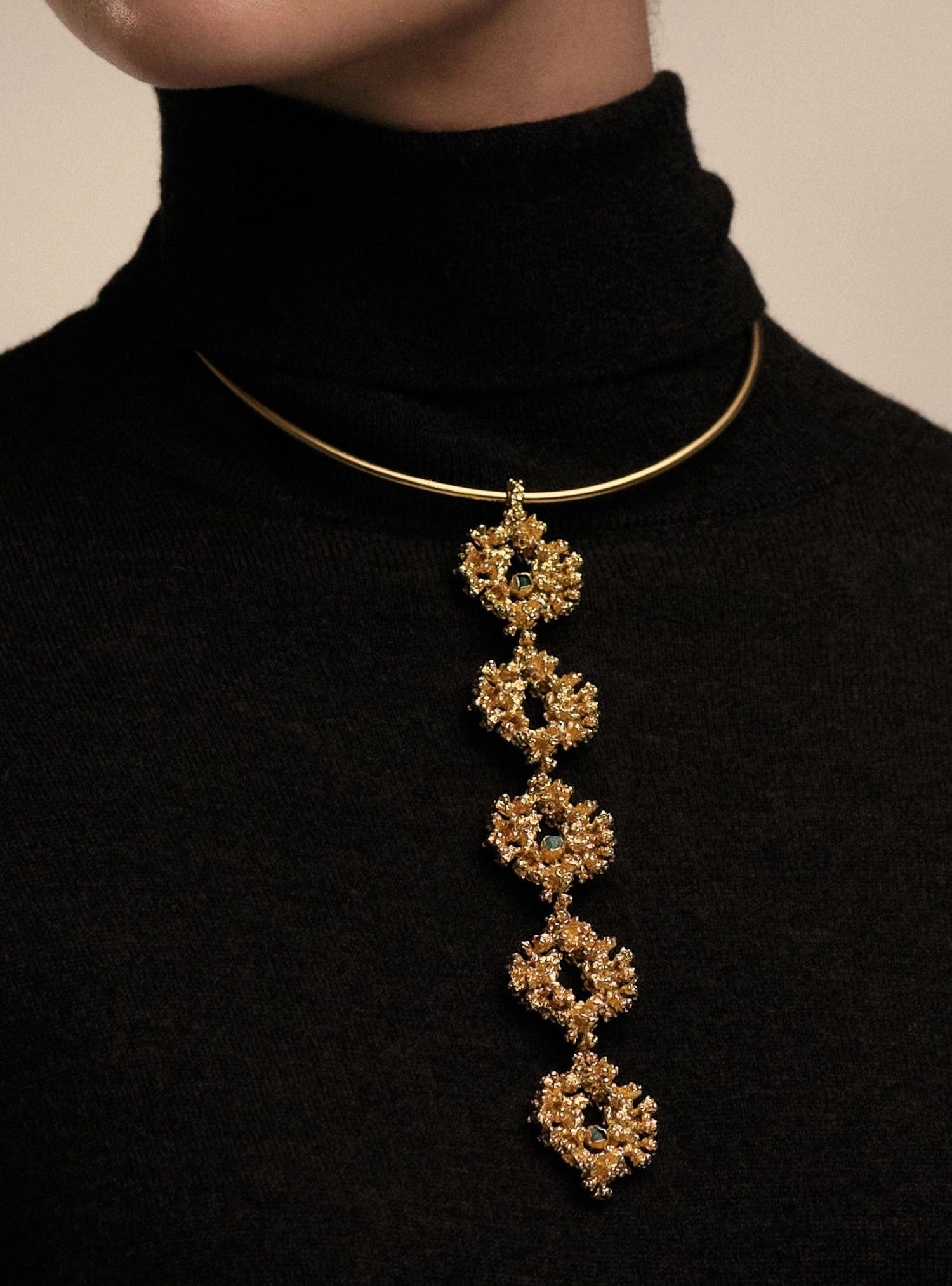 Halo Tie Necklace - imagen 3
