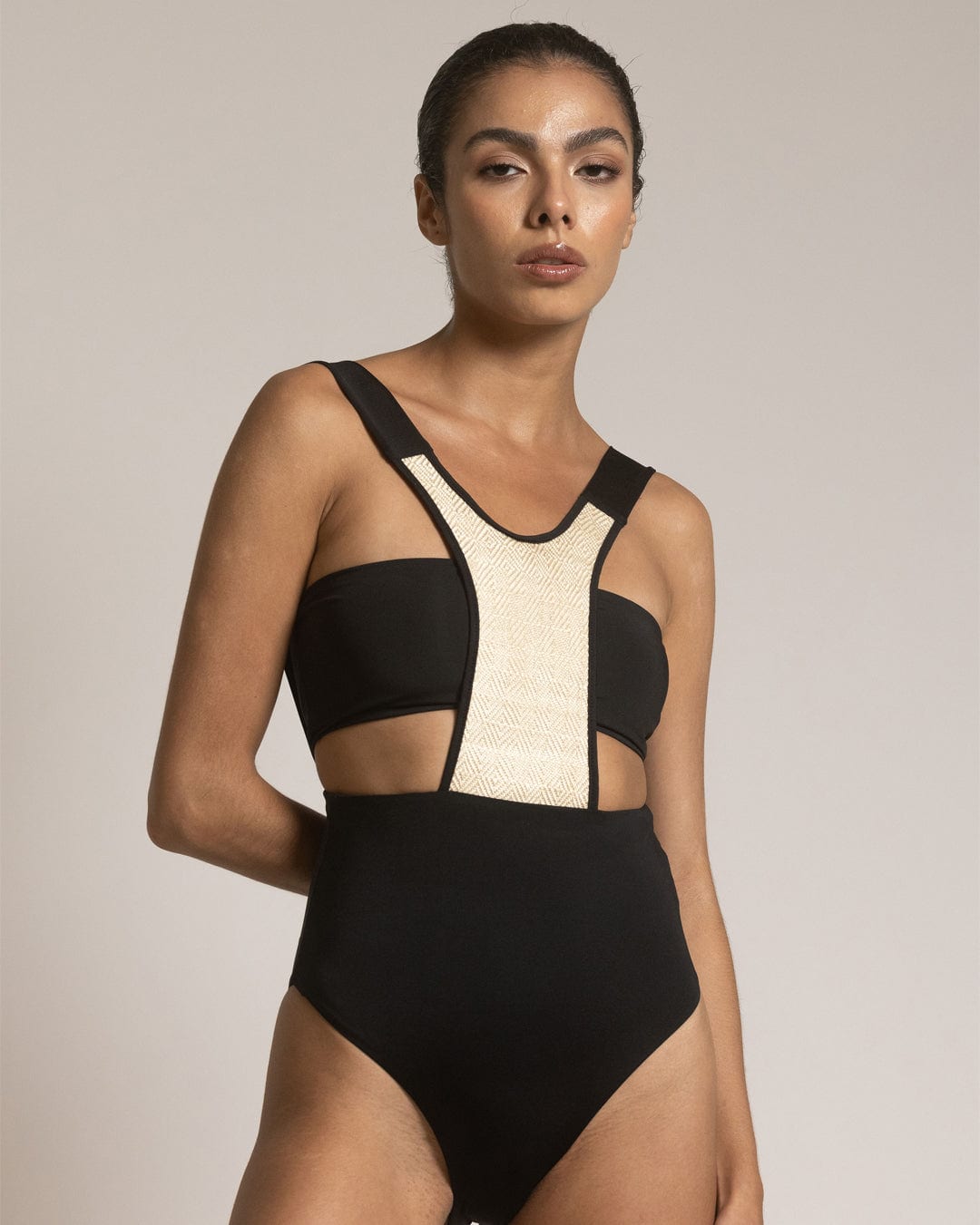 OLGA ONE PIECE / Negro - imagen 2