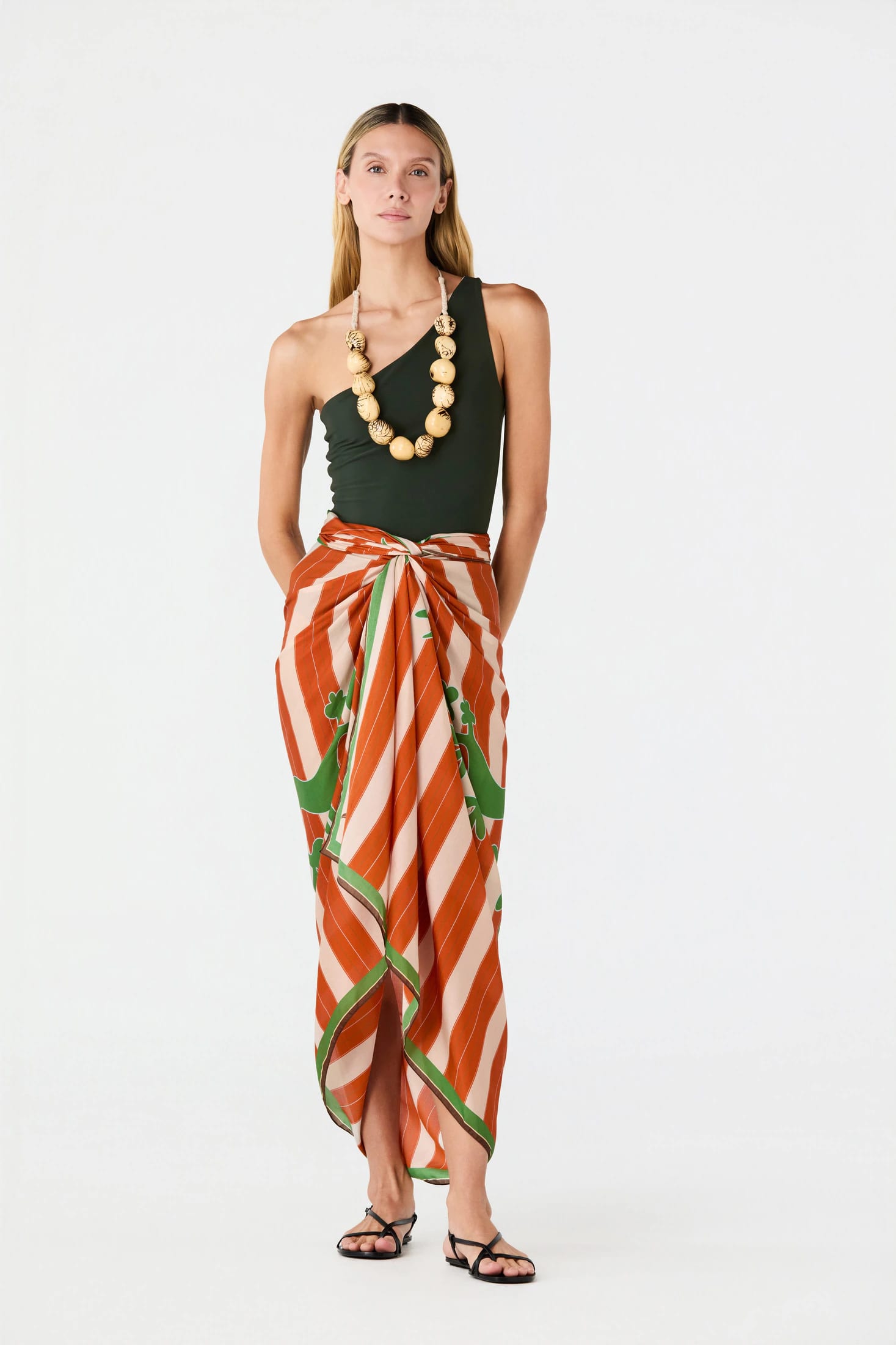 De La Falaise Cotton Silk Sarong / Green Solana Shield - imagen 2