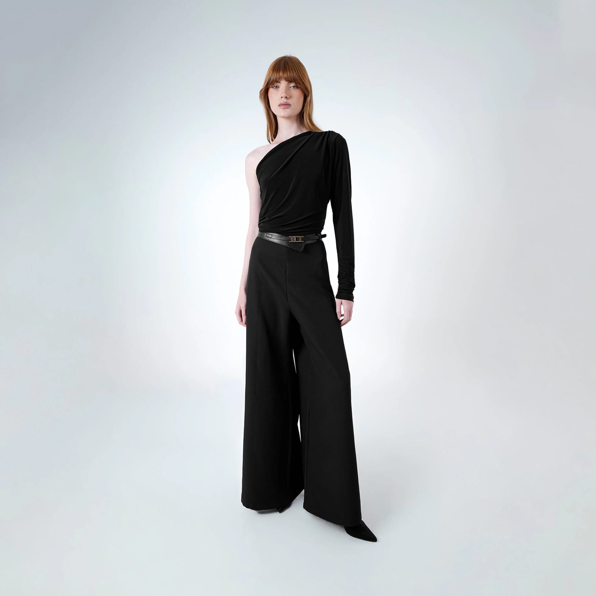 Vestido enterizo largo cuello asimétrico elegante - imagen 1
