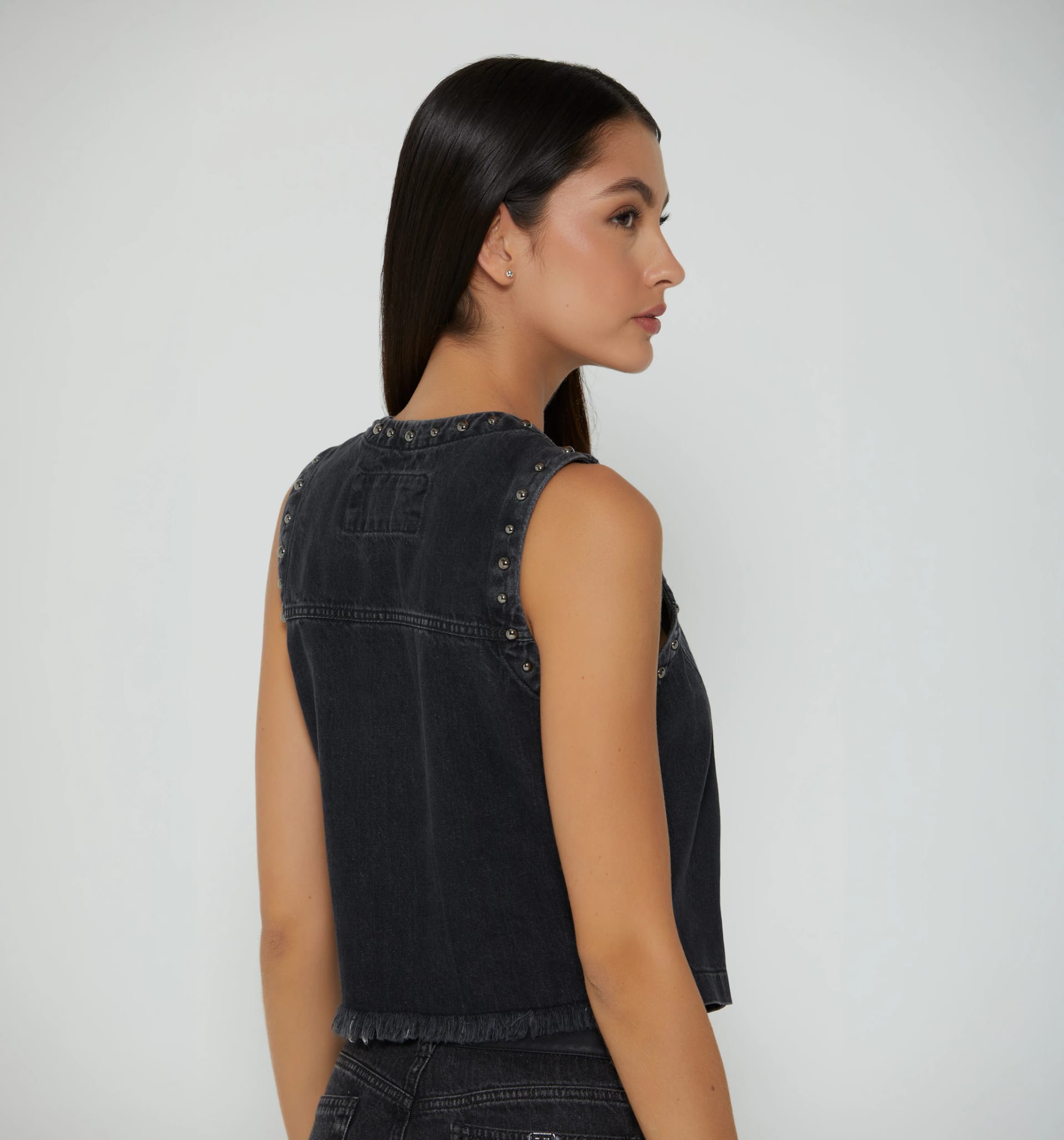 Chaleco  en denim con taches - imagen 3