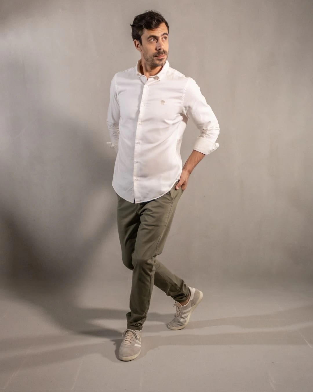 Camisa Antimanchas Oxford Ivory - Talla Regular - imagen 6