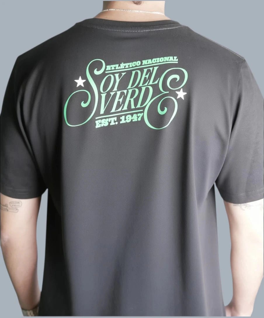 CAMISETA NEGRA SOY DEL VERDE HOMBRE - imagen 2