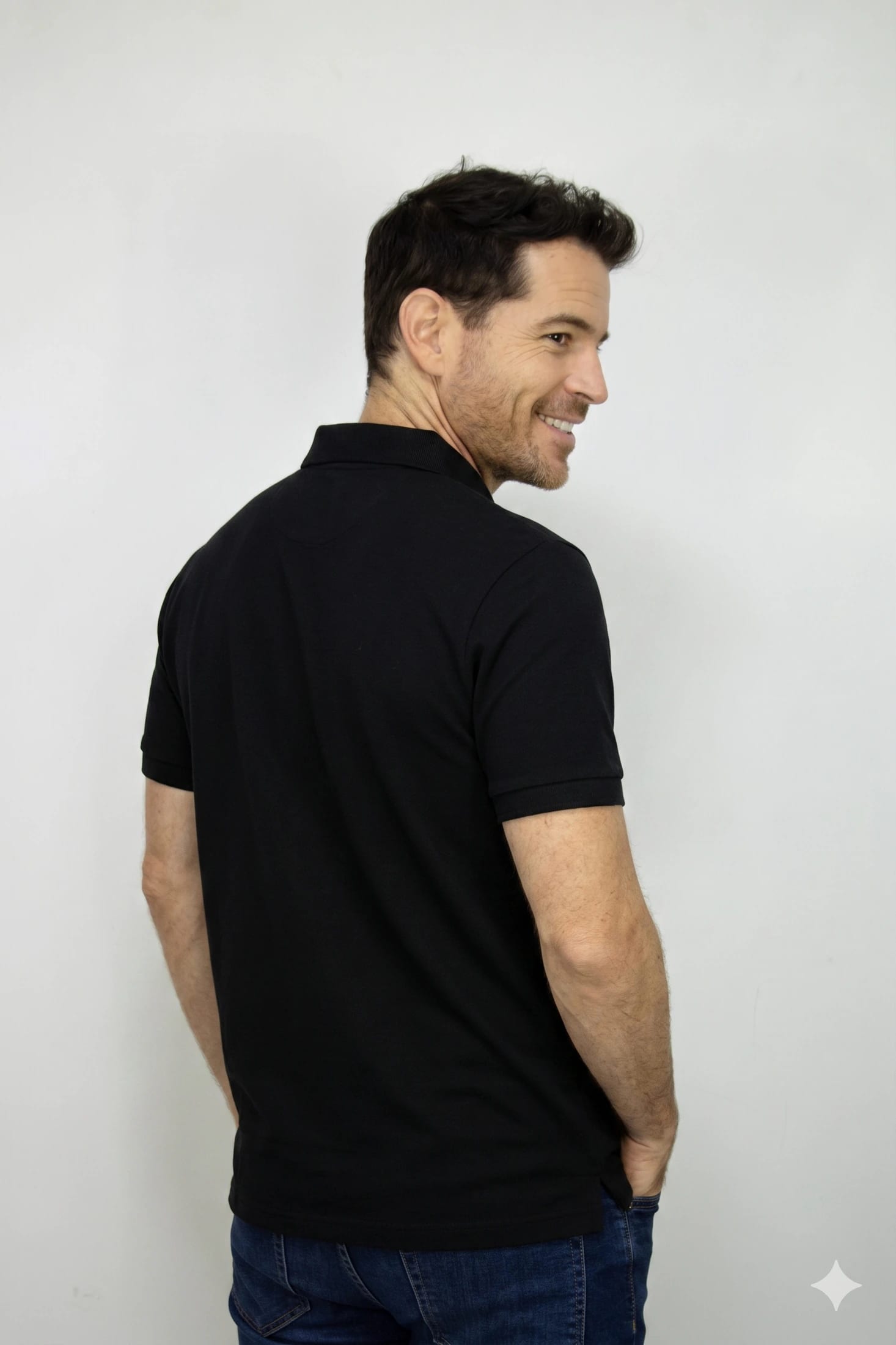 Polo Deportiva Negra Para Hombre - imagen 3