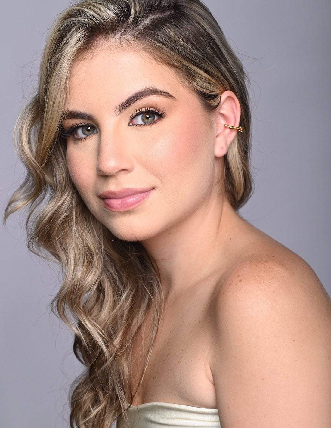 Ear Cuff Jazmin Golden - imagen 2