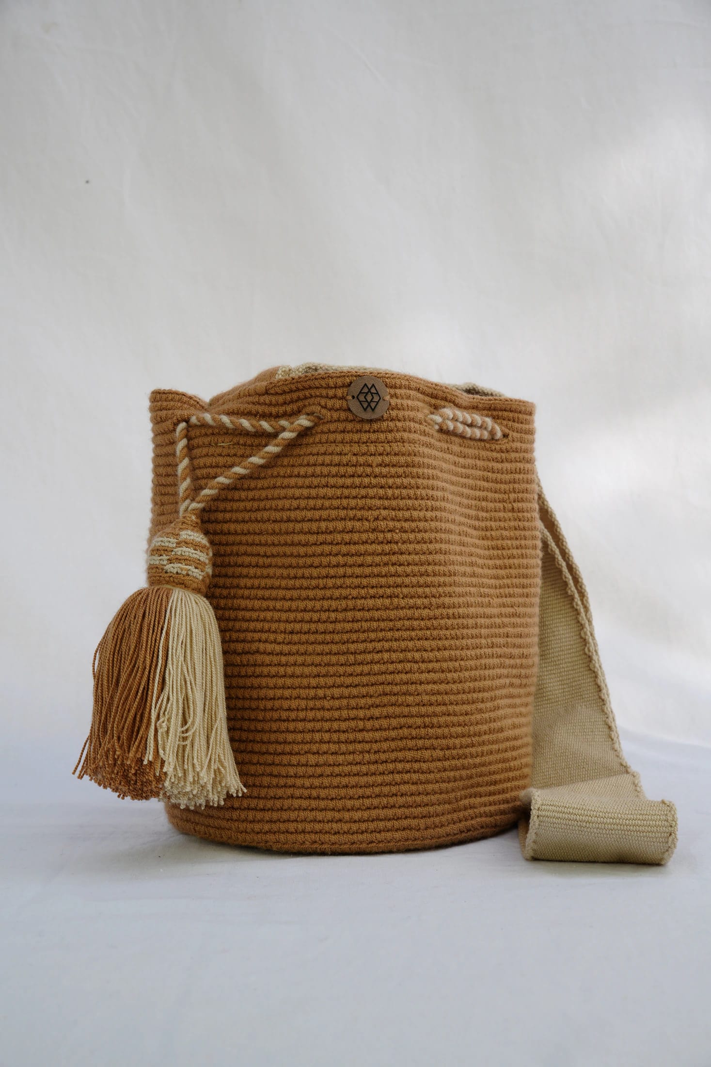 Mochila Mediana Unicolor Amistad - imagen 6