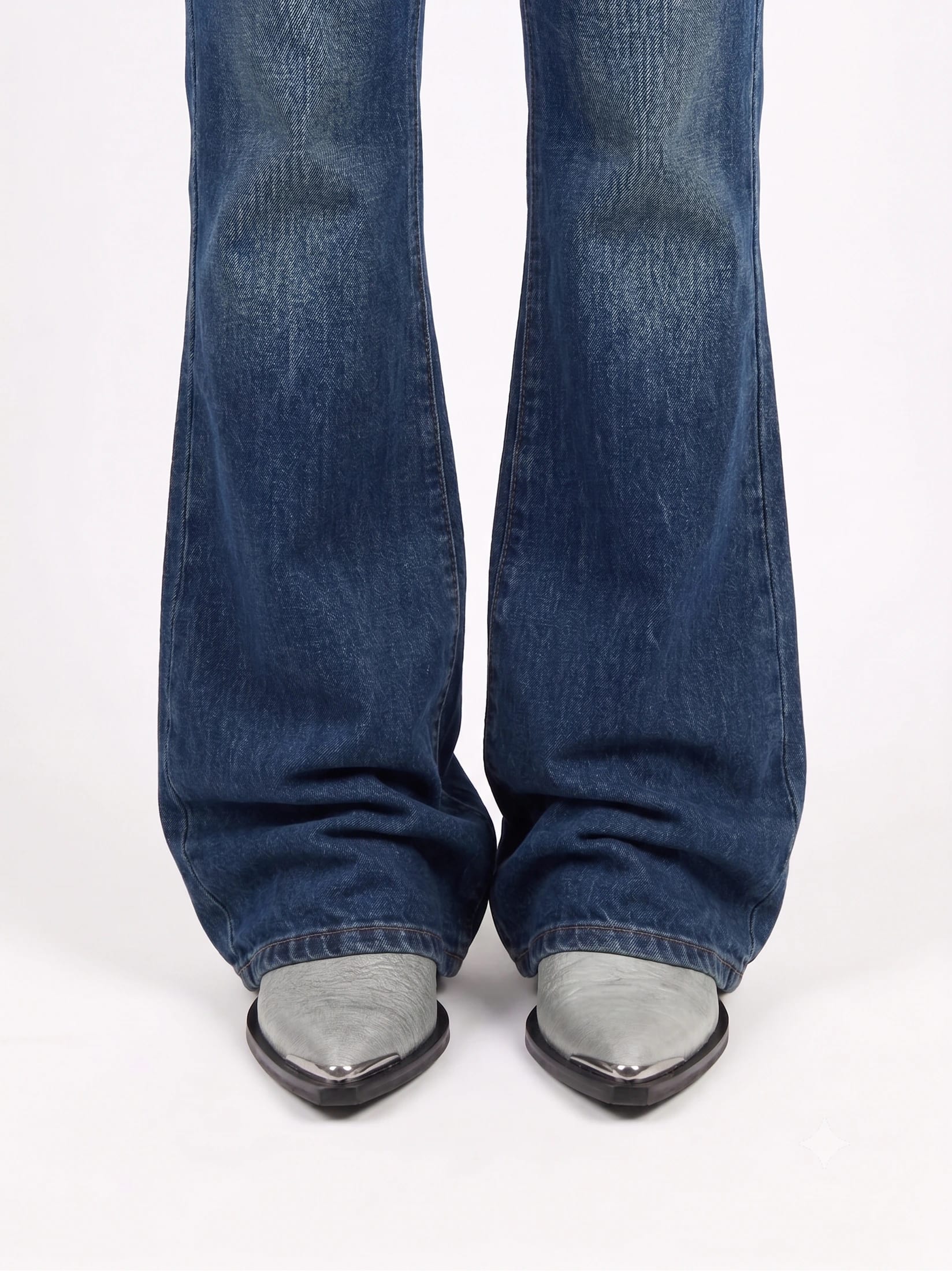 BOOT STUDY 04 - imagen 2