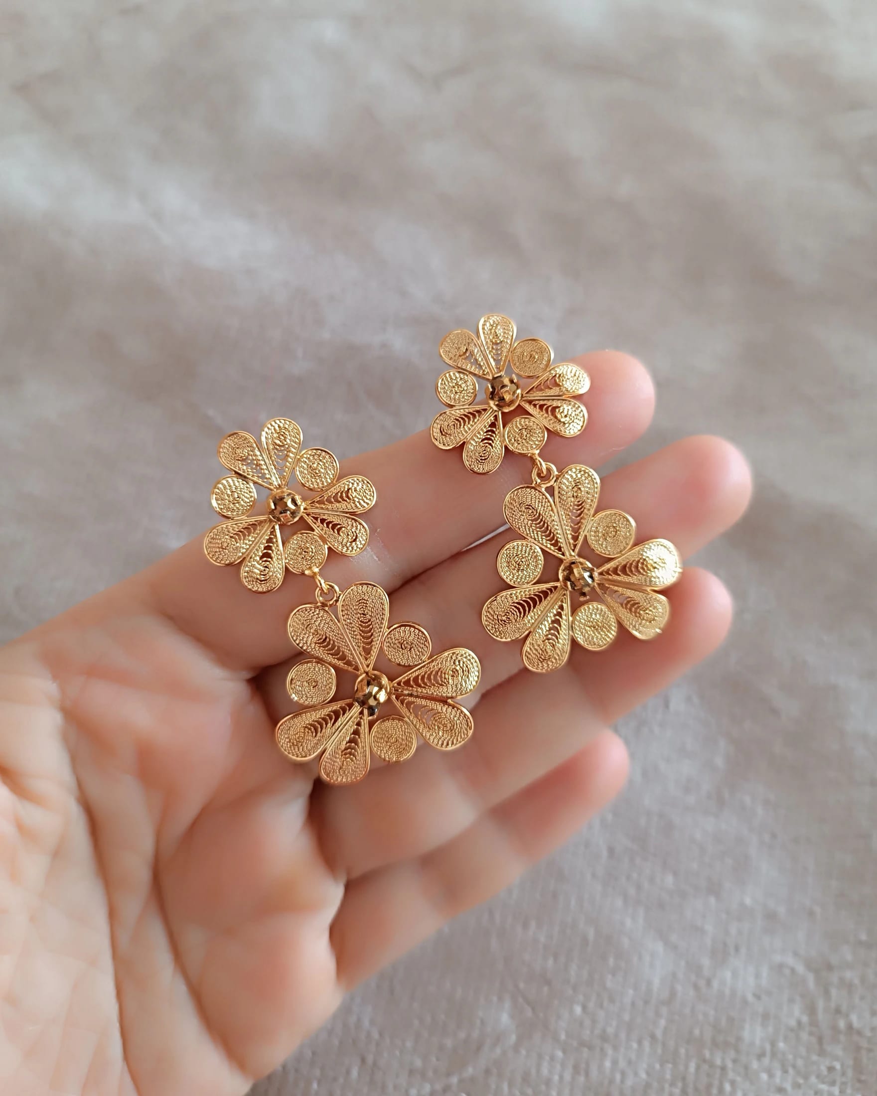 Aretes doble flor, Katya - imagen 3