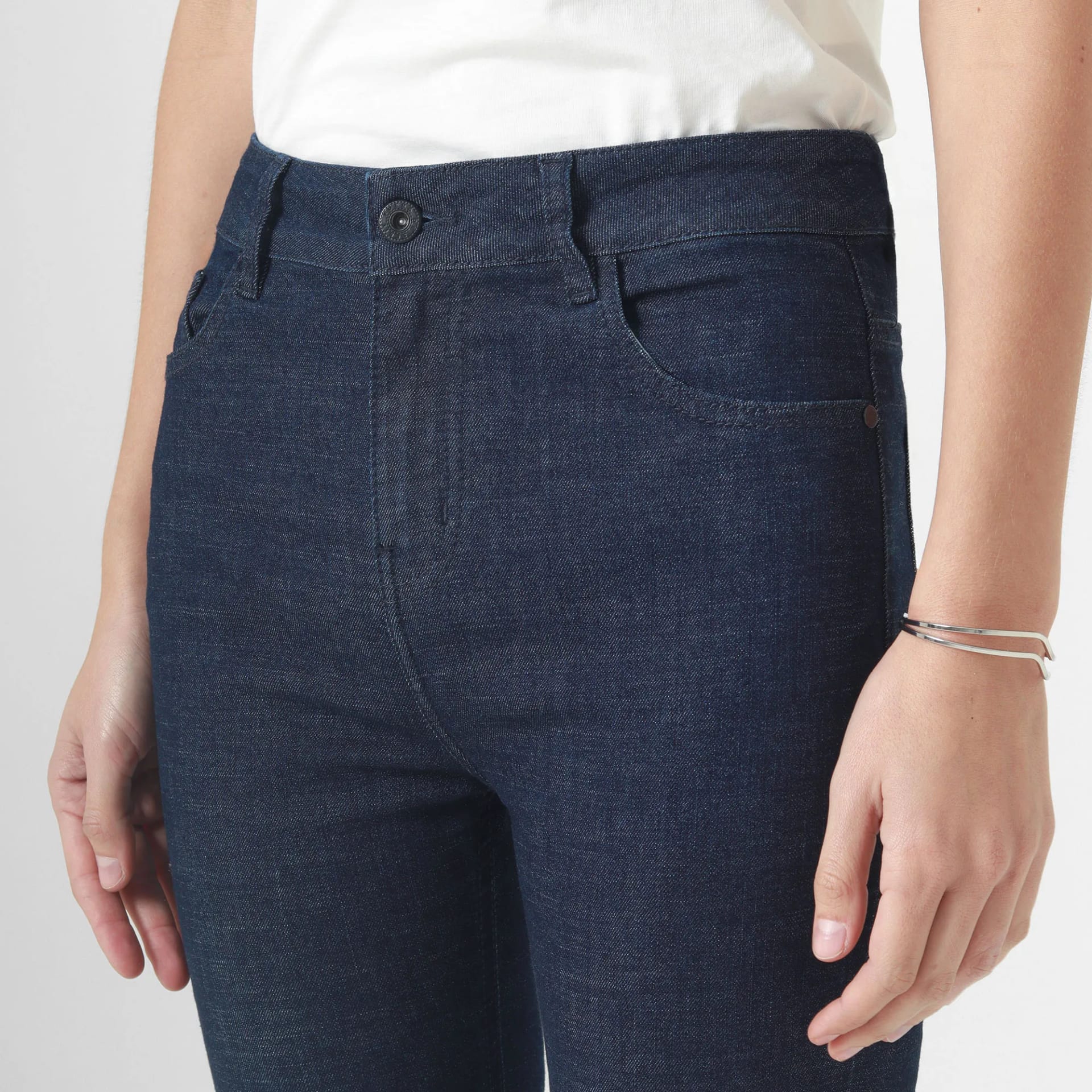 Jean Tiro Medio Bota Skinny - imagen 5
