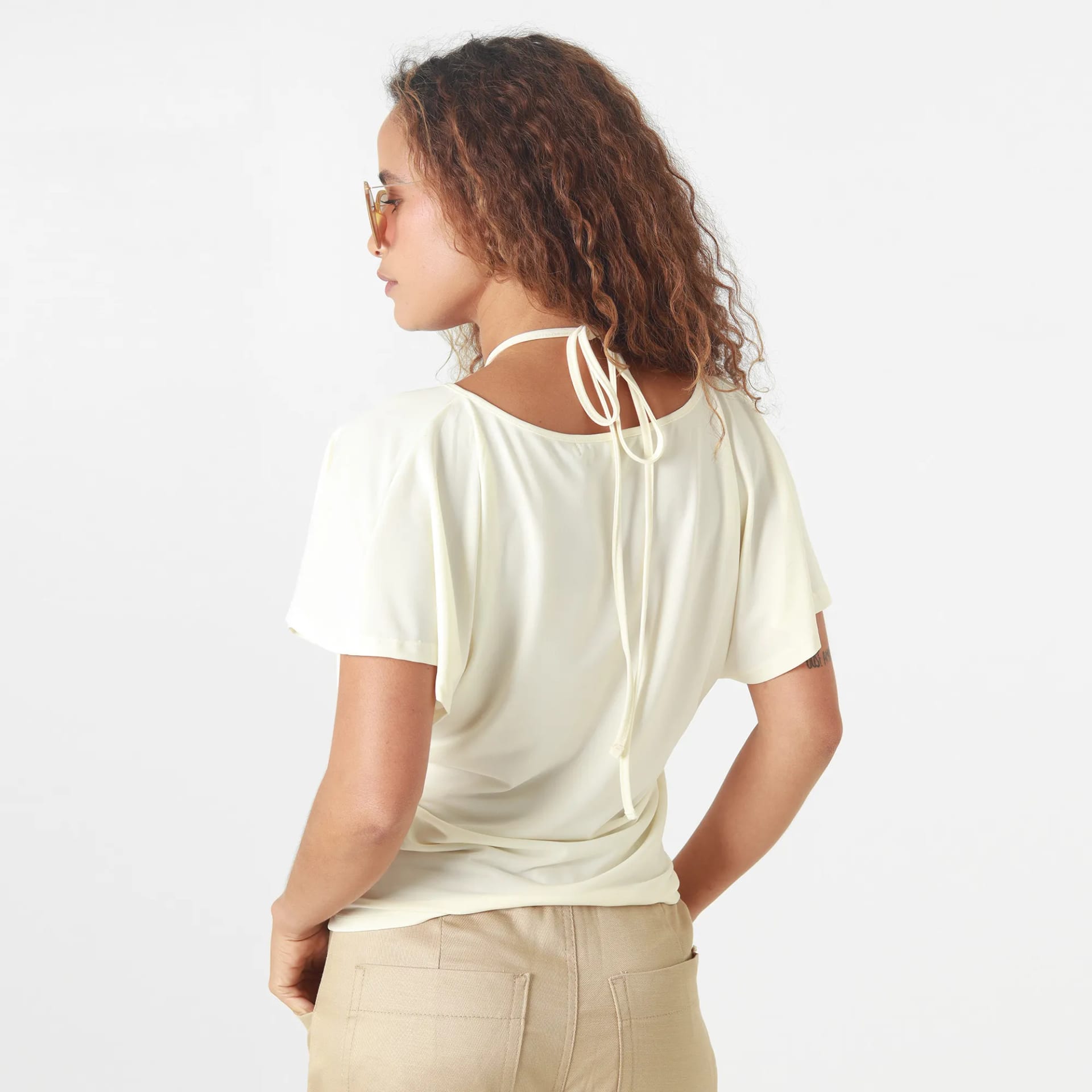Camiseta Cuello V Manga Corta - imagen 4