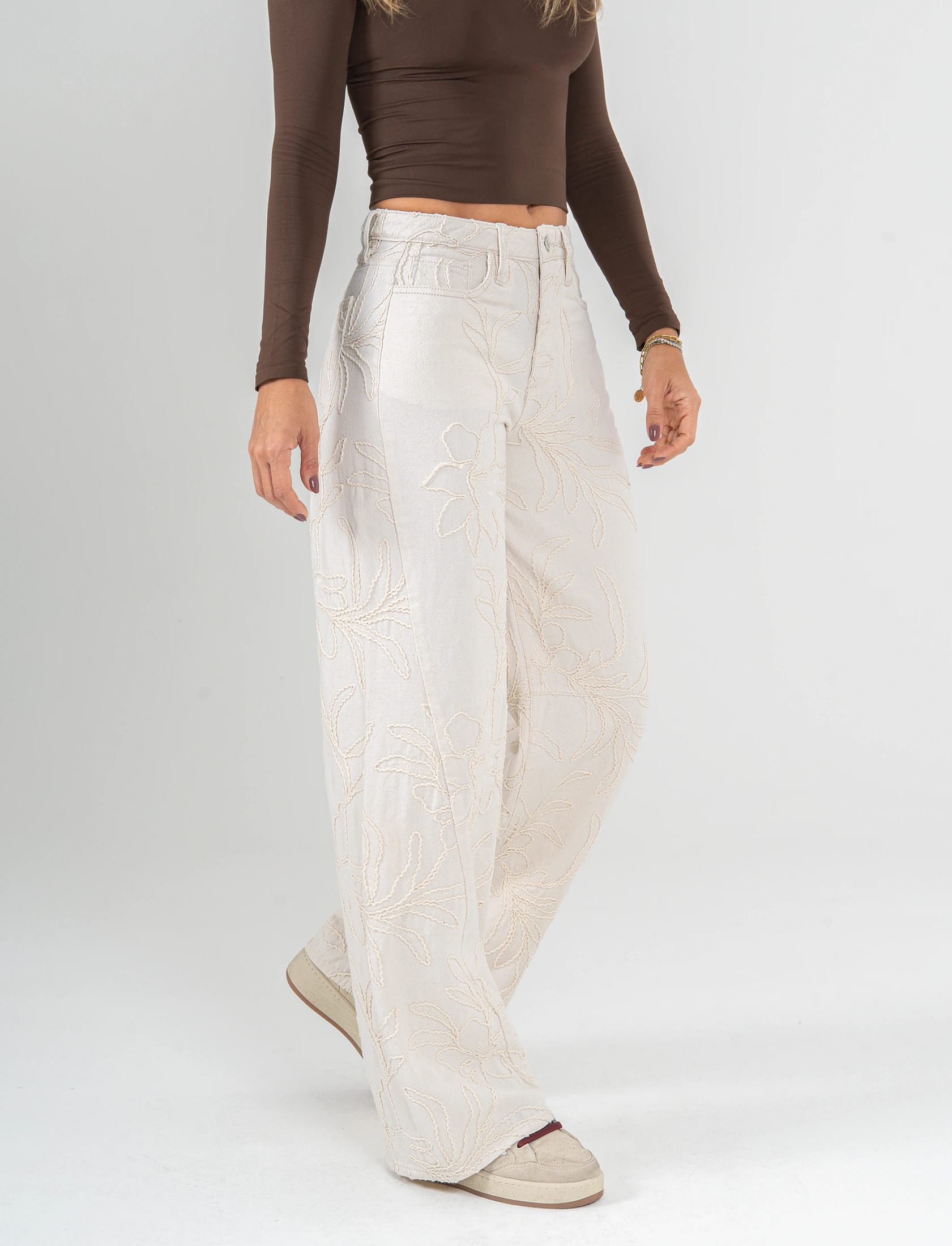 Ref: 0620284 Pantalón wide leg, tiro medio, tela bordada, tono natural - imagen 4