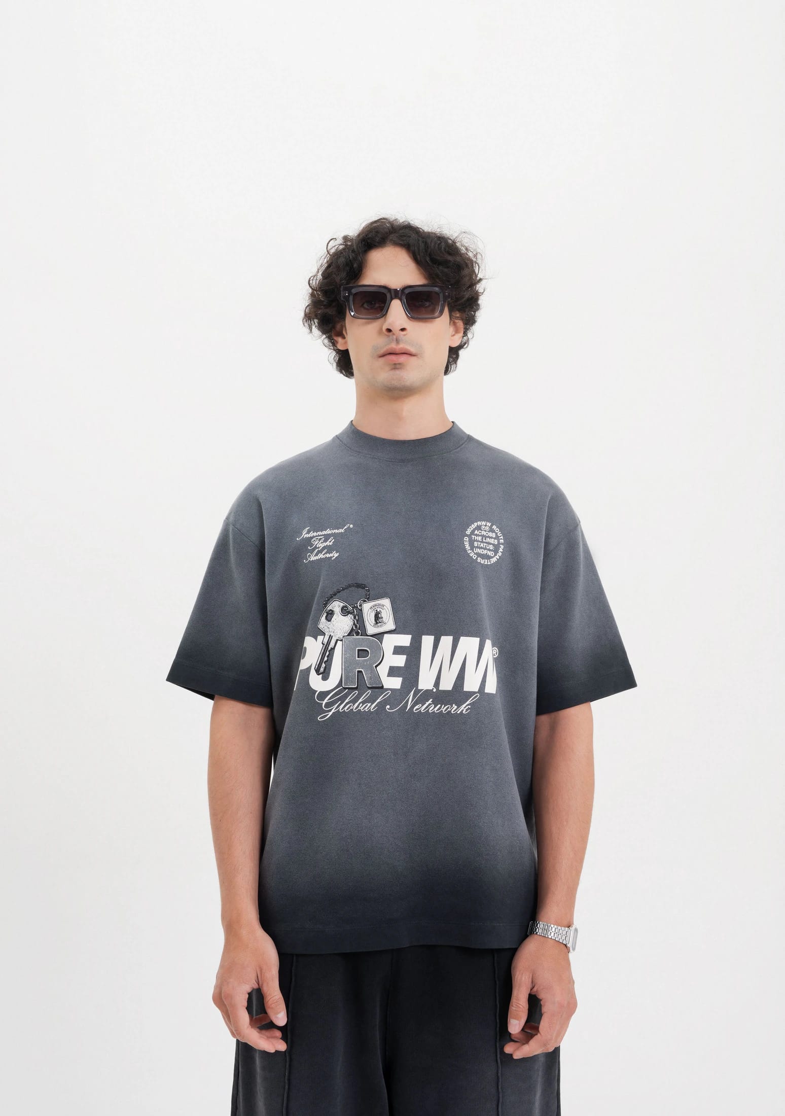 Across The Lines Washed Black Key T-Shirt - imagen 2