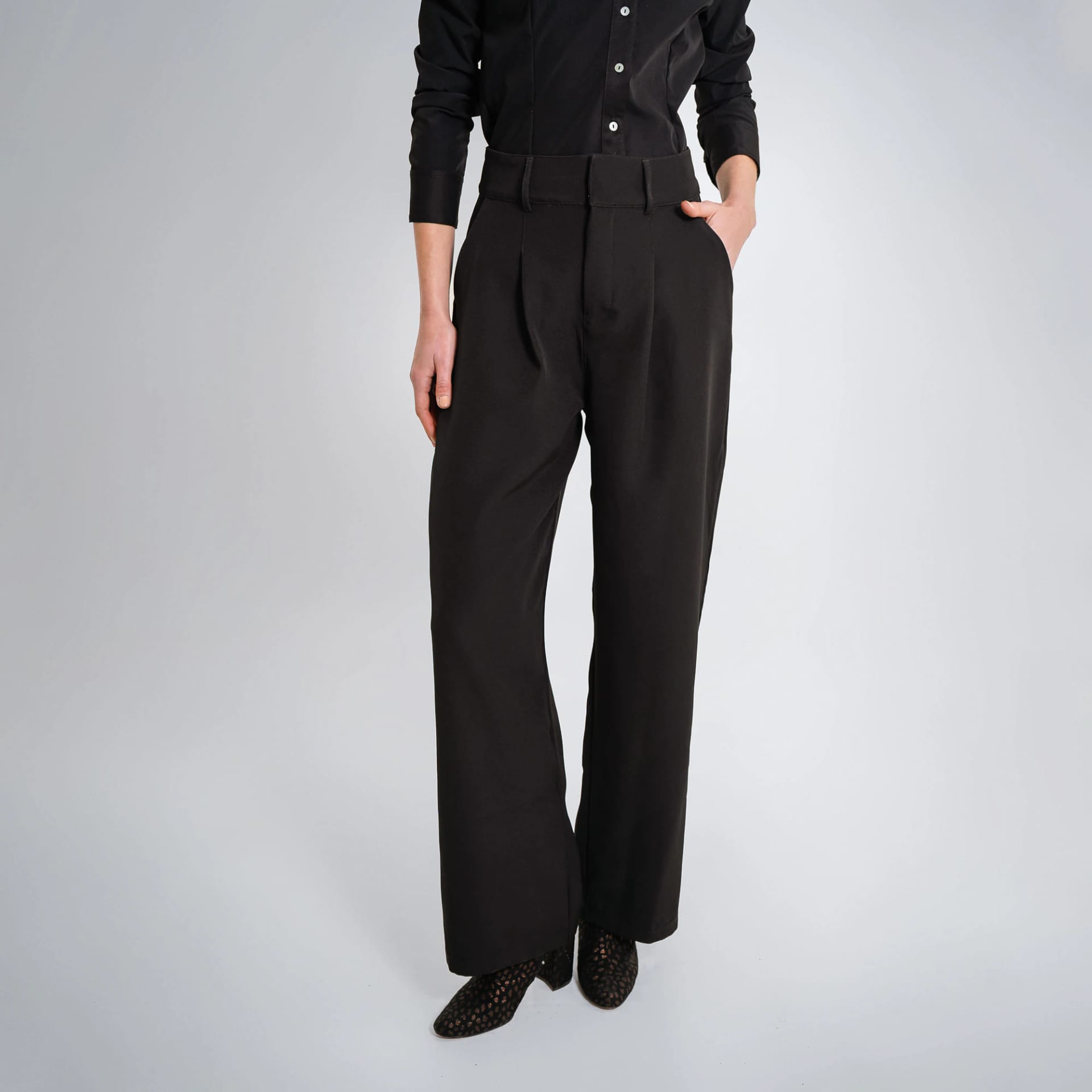 Pantalon Tiro Alto Bota Recta - imagen 4