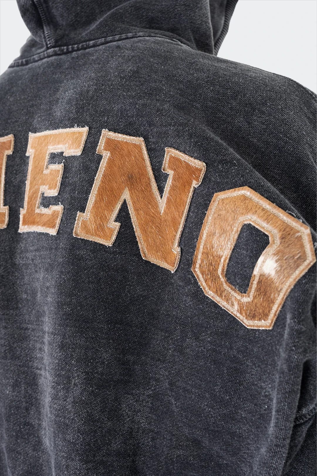 VENENO BUZO ZIPPER LEATHER COW - imagen 7
