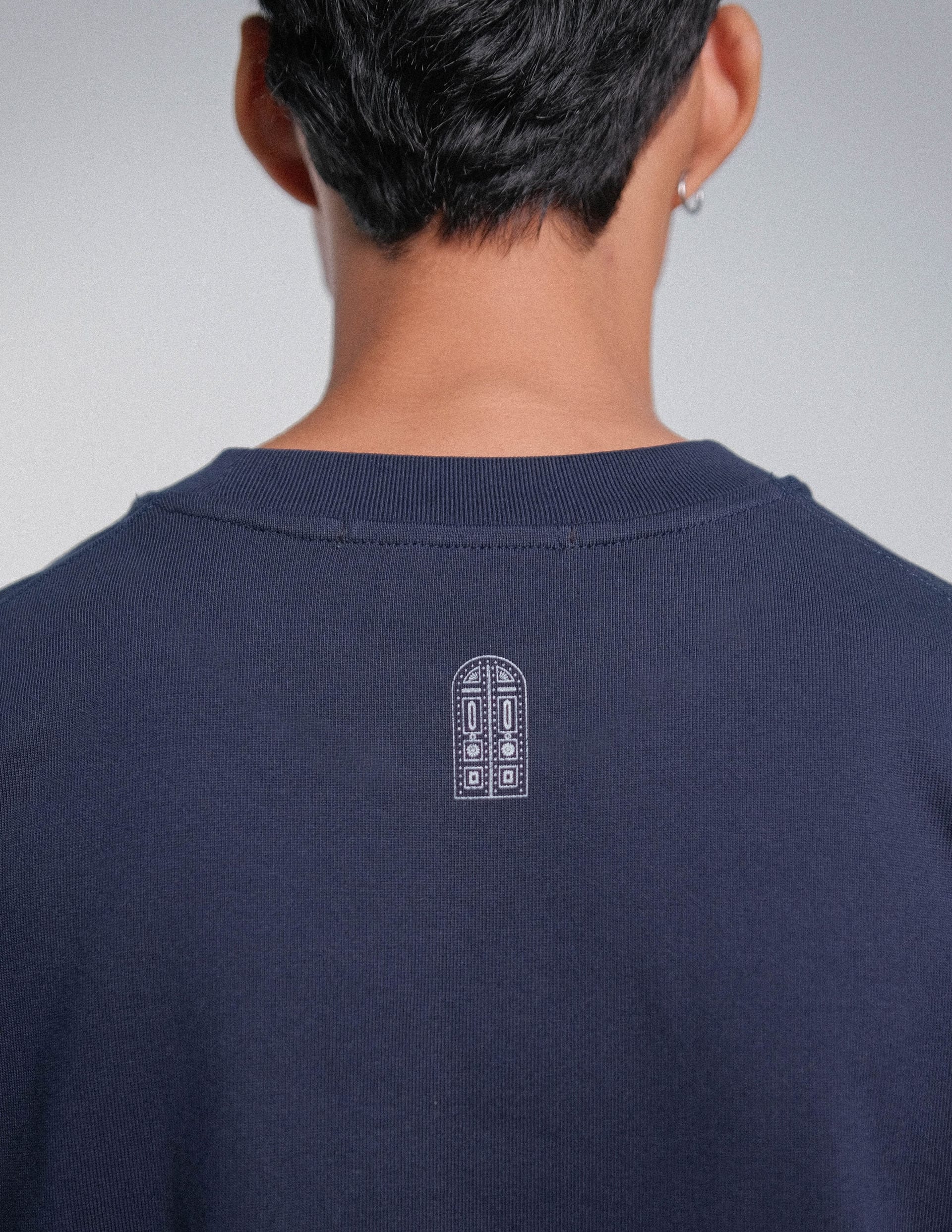 Camiseta floreciendo azul - imagen 6