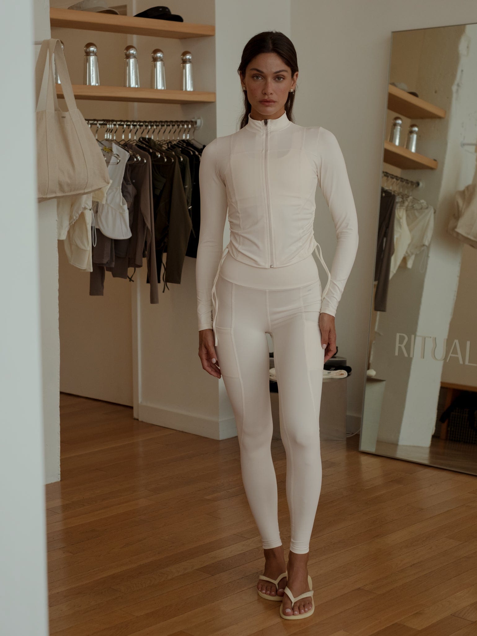HIKING LEGGINGS - IVORY - imagen 5