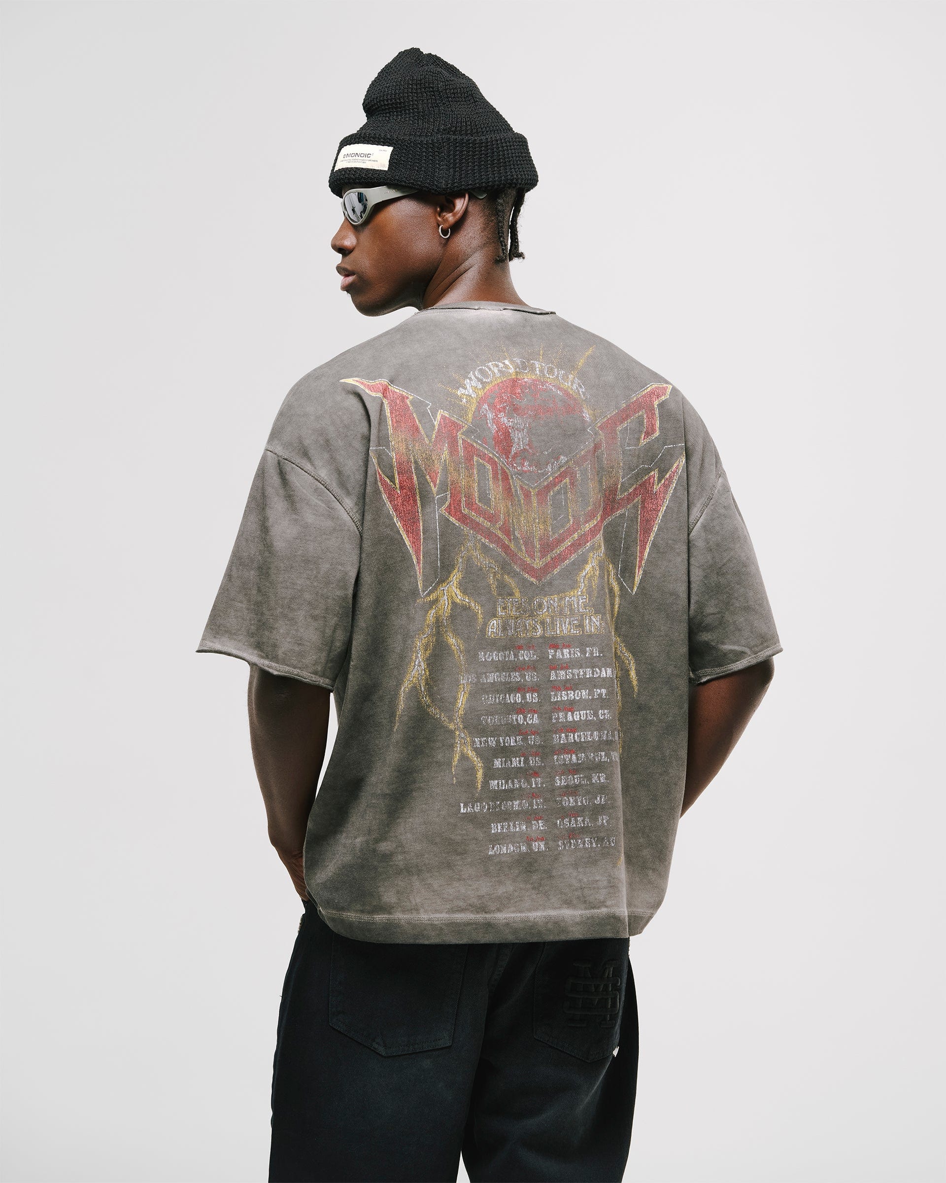 Camiseta Boxy Fit World Tour - Gris Desgastado (Exclusiva) - imagen 2