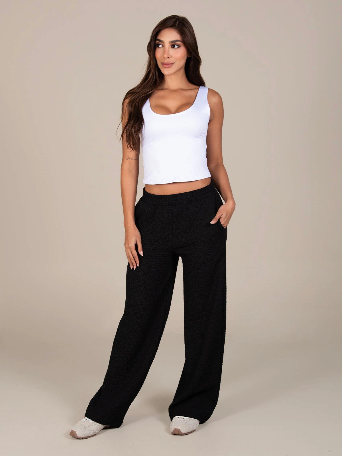 Pantalon alena leyva negro - imagen 2