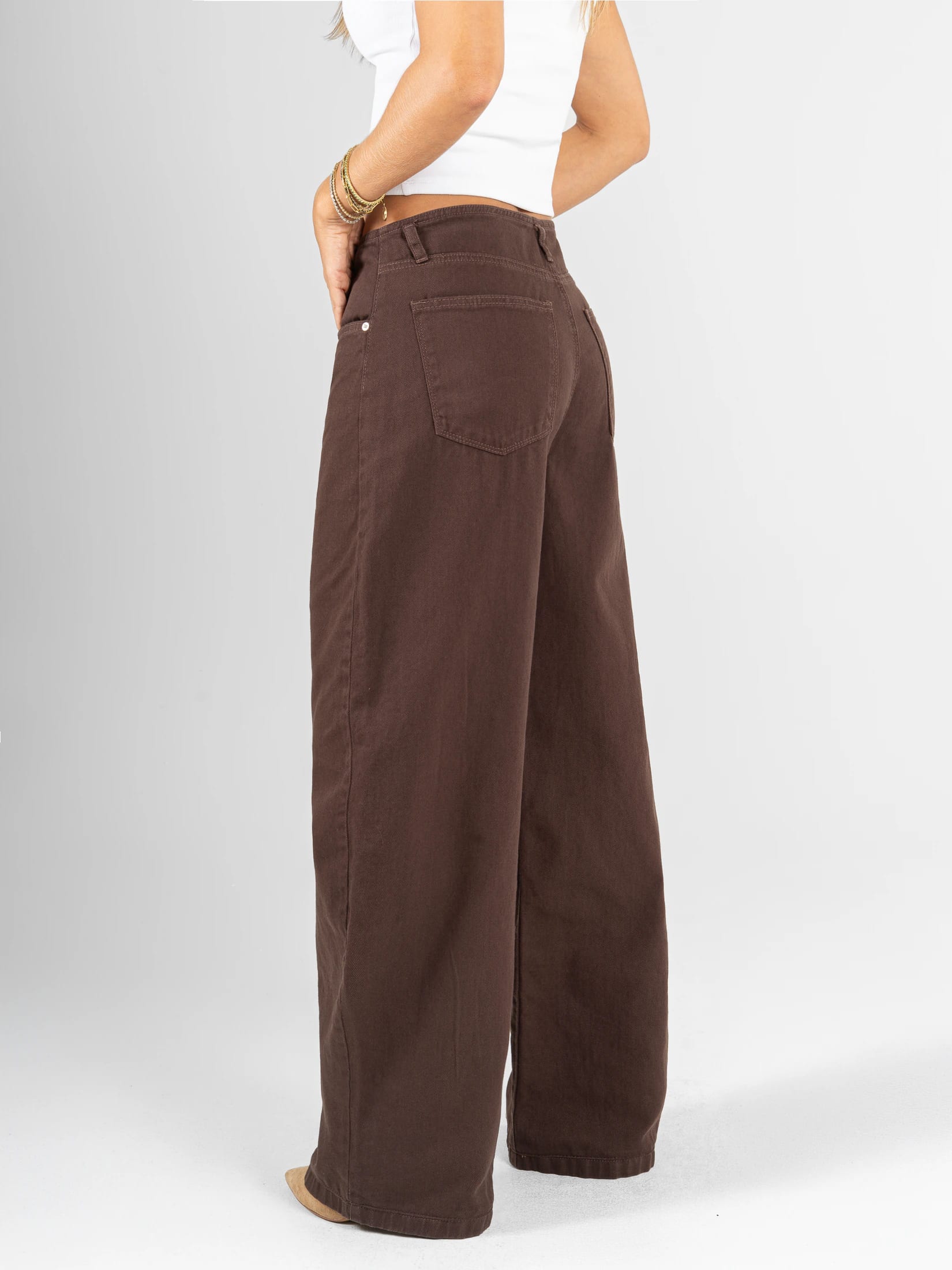 Ref: 0620562 Pantalón wide leg, rígido, tiro alto, detalle en pretina, tono café - imagen 2