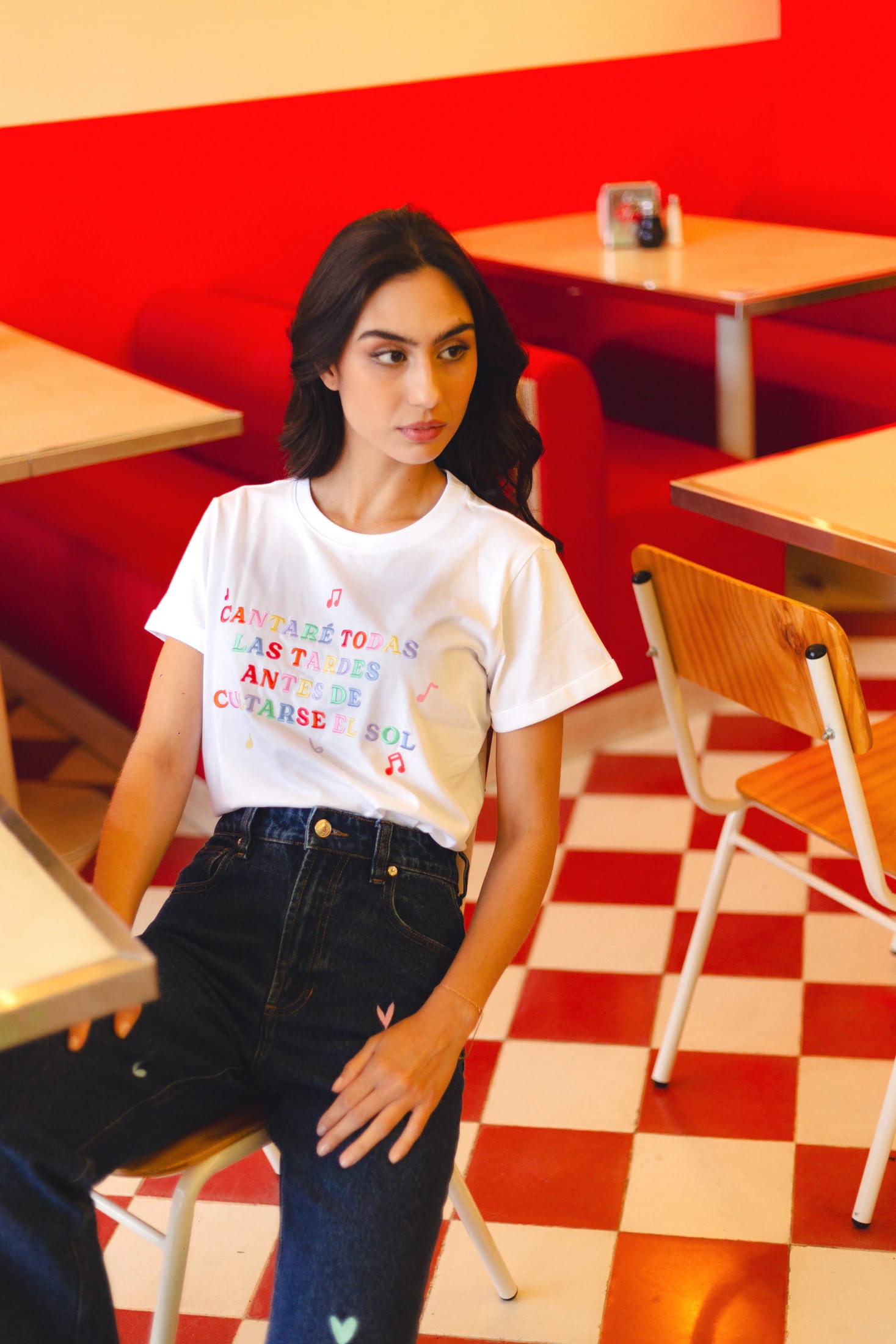 Amor De Primavera Embroidered Oversized Tee - imagen 1