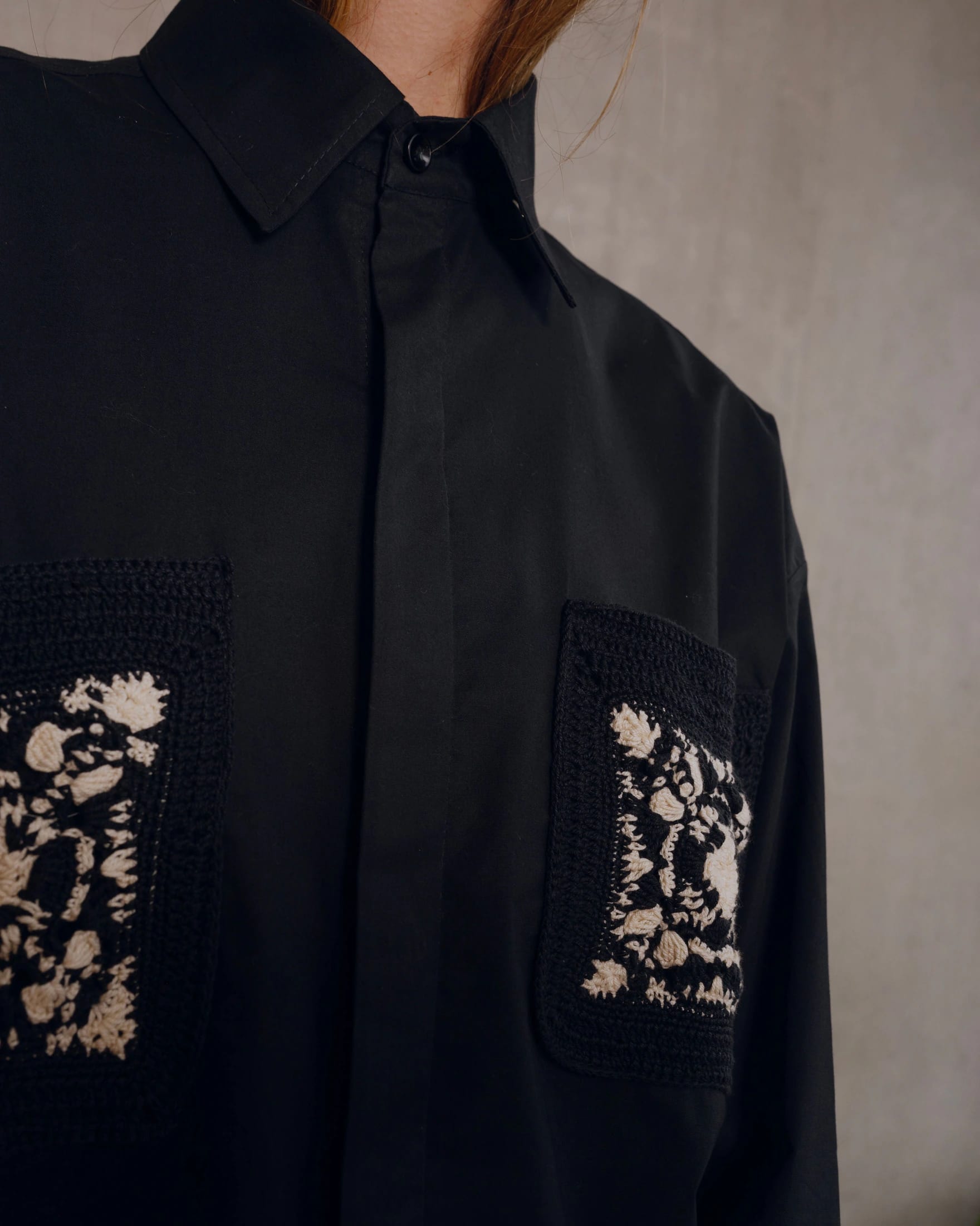 Pocket-Full Black Shirt - imagen 7
