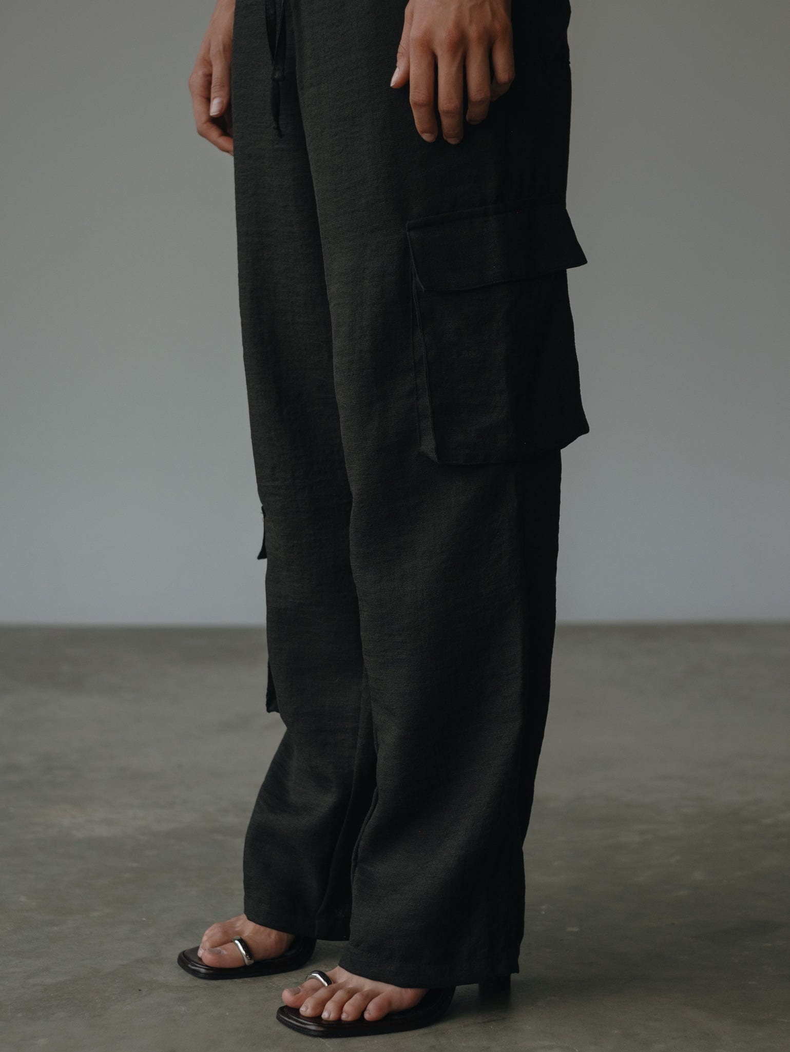 LIGHT CARGO PANT - BLACK - imagen 6