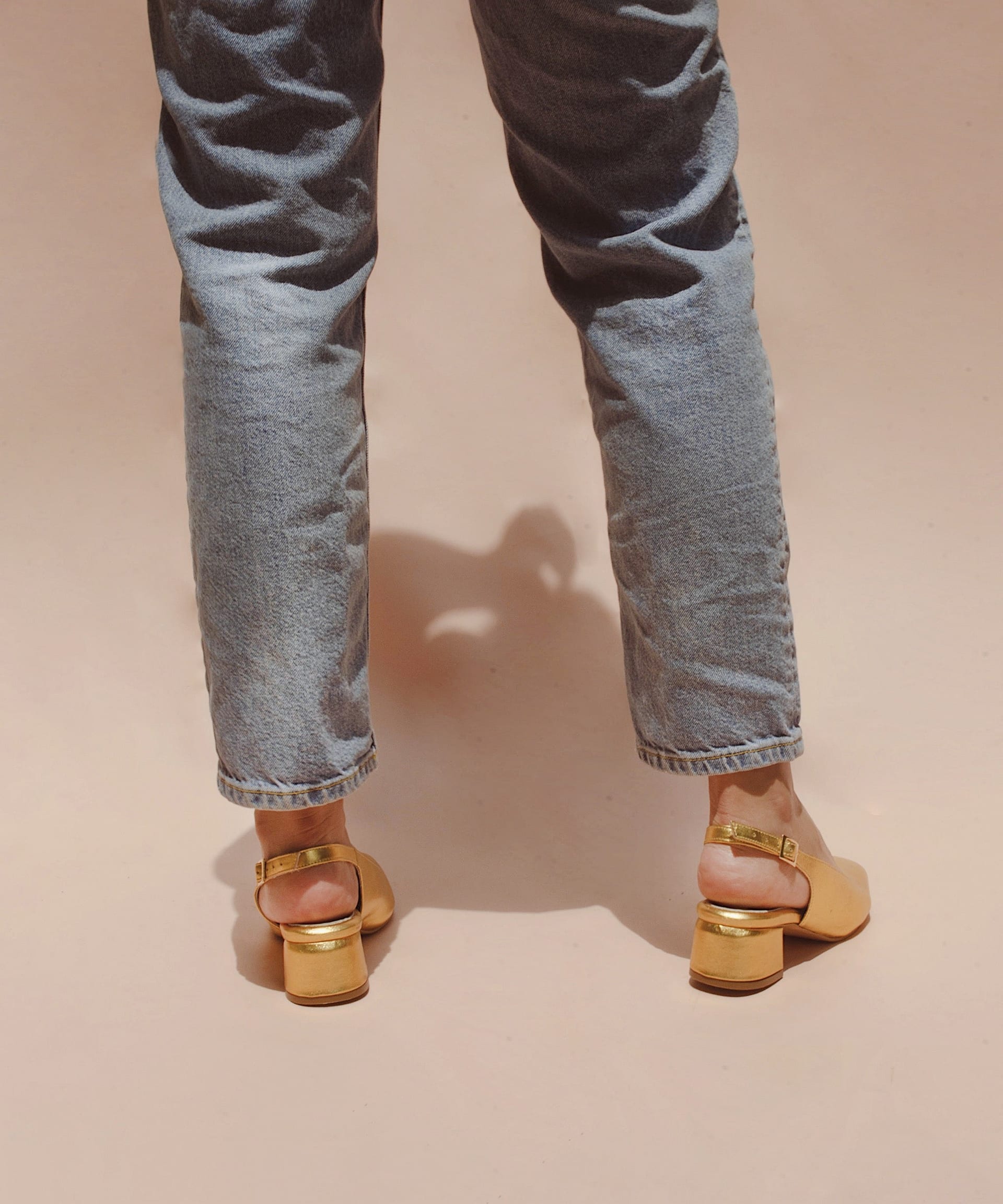 Lola Mules - Dorado - imagen 4