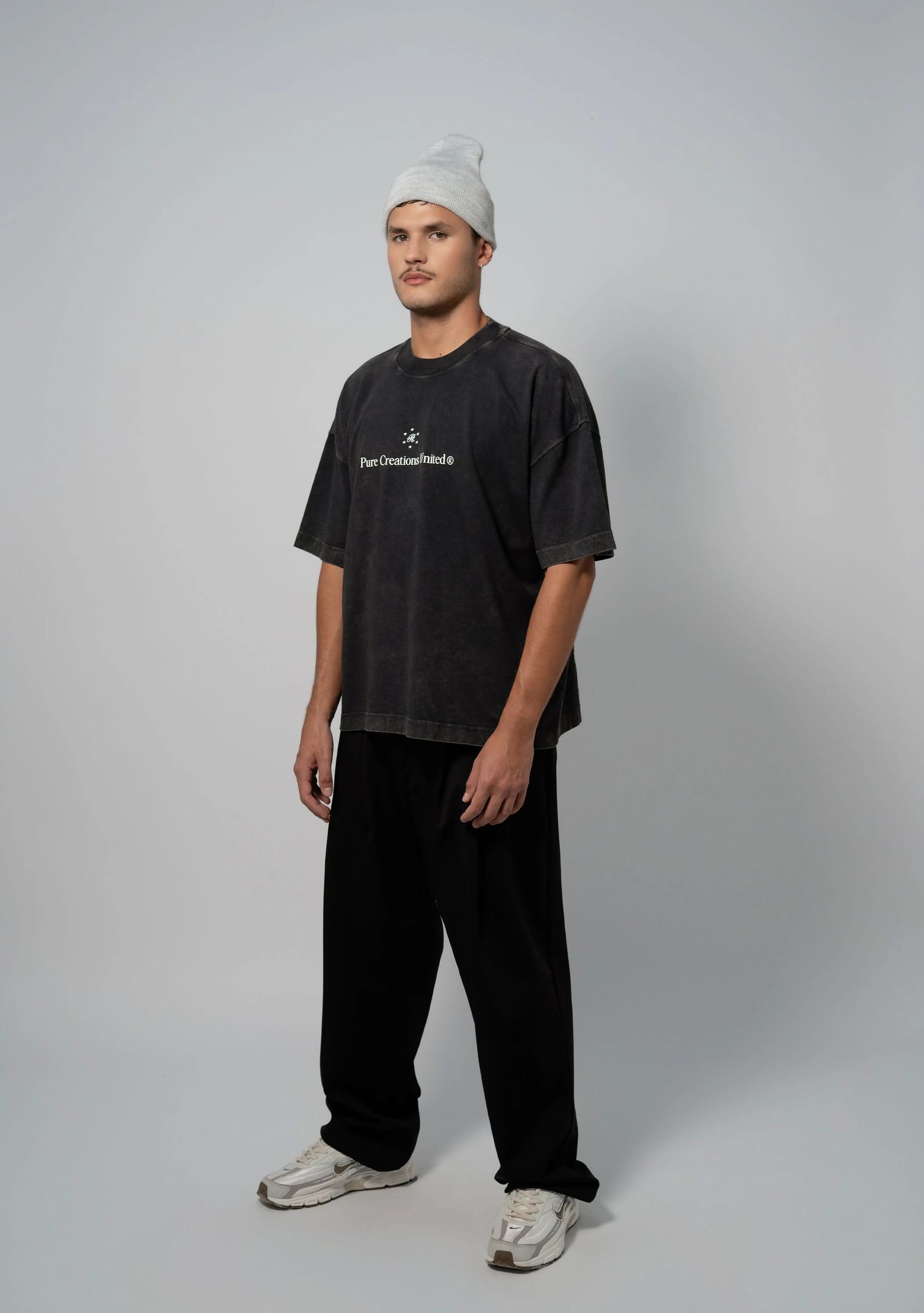 Still Hungry Washed Gray T-Shirt - imagen 4