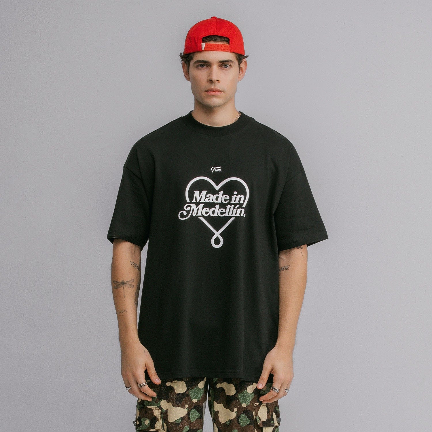 Camiseta Oversized Medellín - Negra - imagen 2