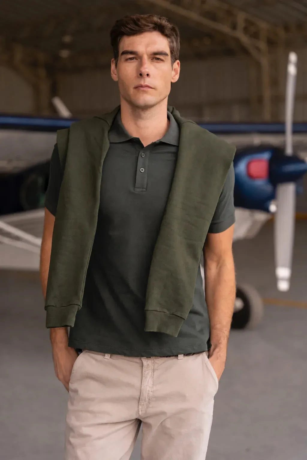 Camiseta Polo Basic Hombre Verde Militar - imagen 3