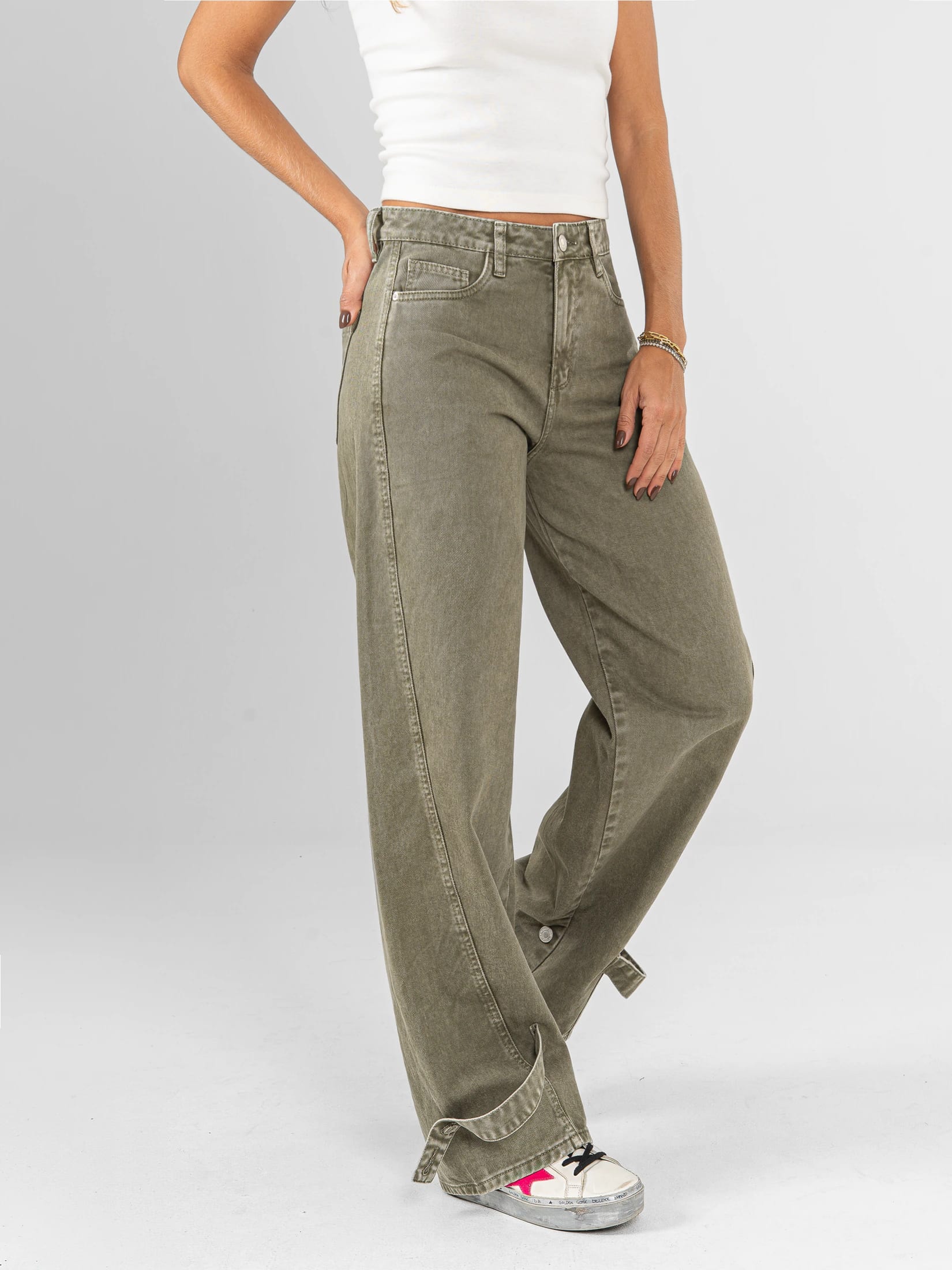 Ref: 0620409 Pantalón wide leg, rígido, tiro alto, detalle en bota, tono verde - imagen 3