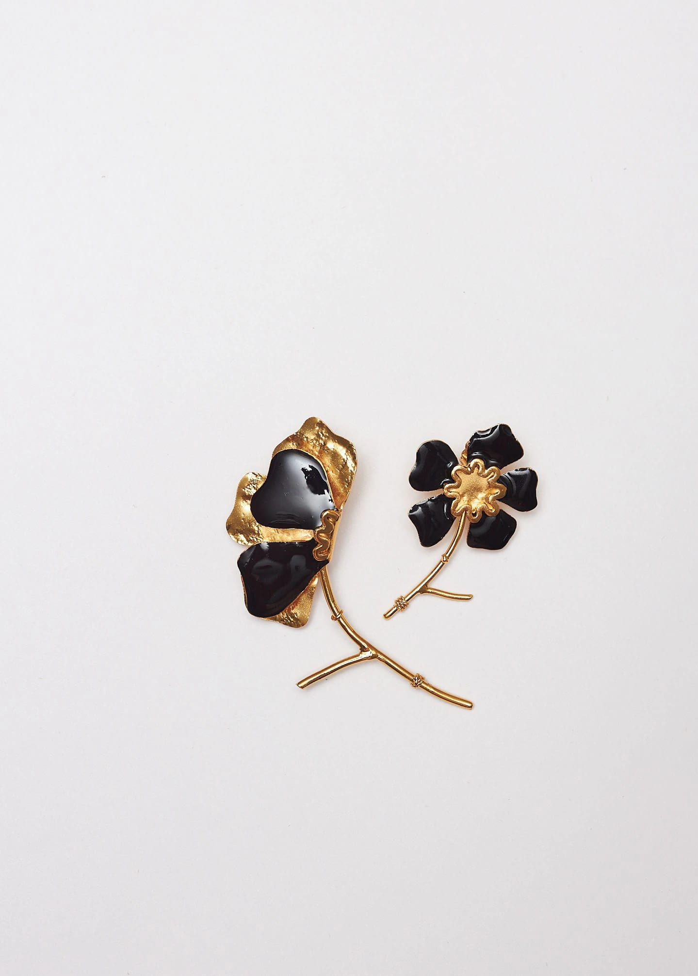 Aretes Aurora Asimetrico x Lyenzo Negros - imagen 1