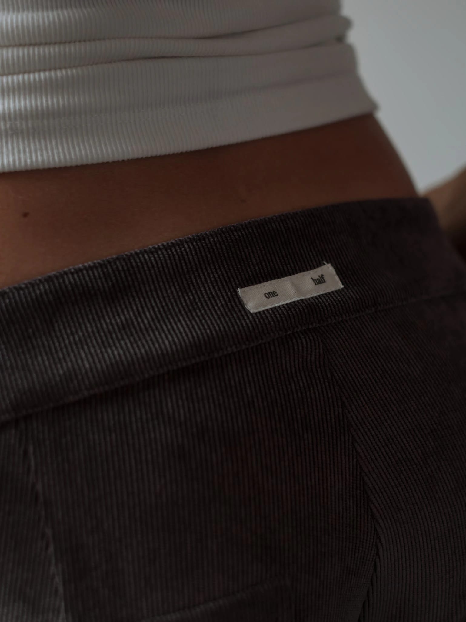 CORD STRAIGHT TROUSER - DEEP BROWN - imagen 4