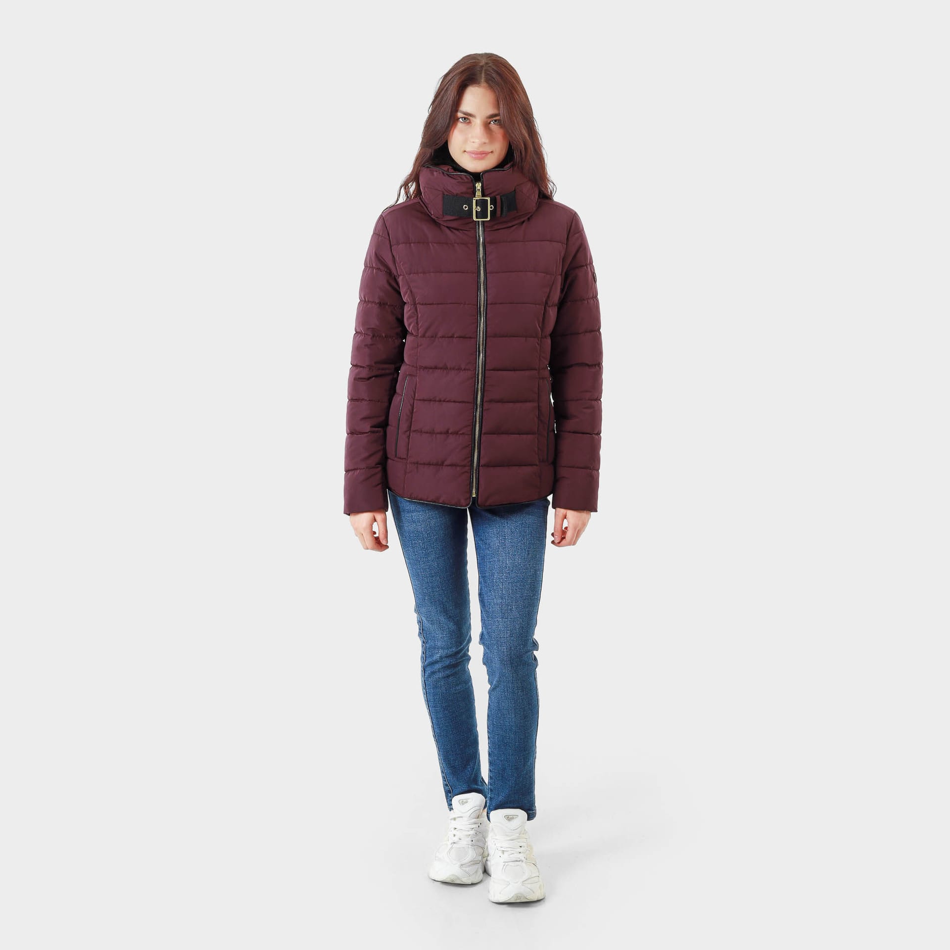 Chaqueta acolchada cuello alto con capucha interna - imagen 13