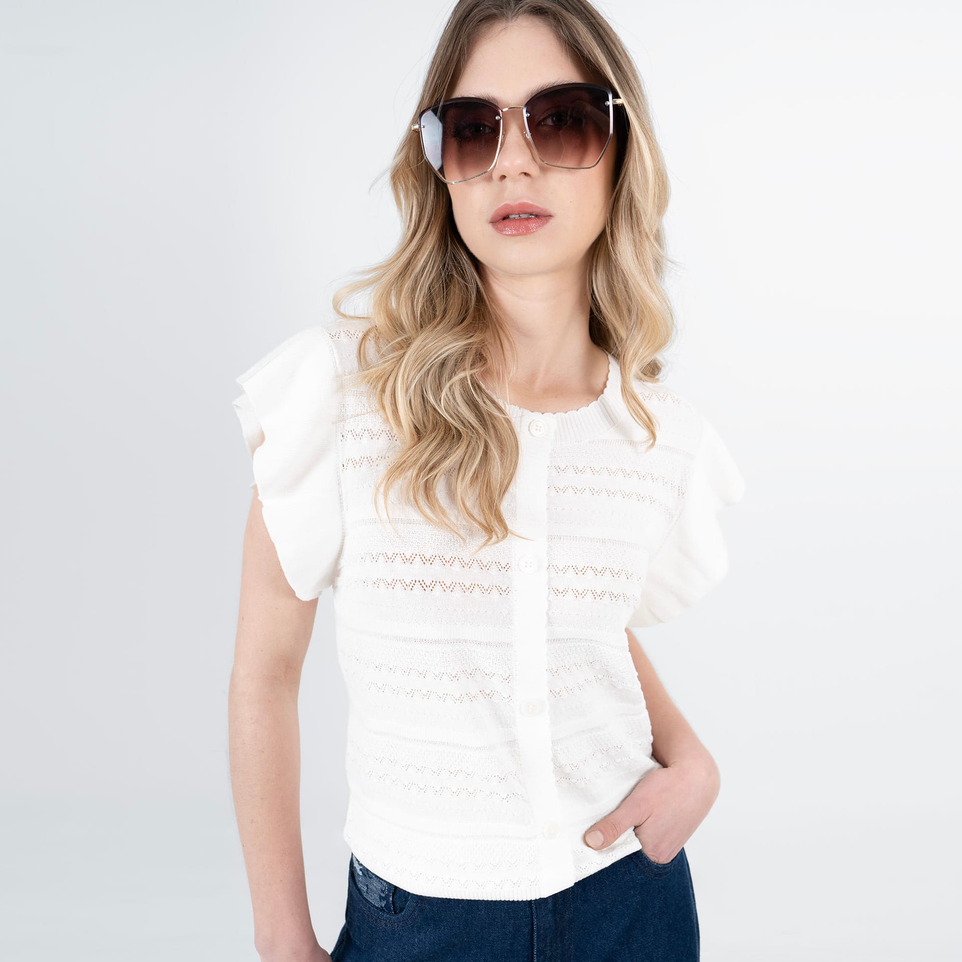 Sweater cuello redondo manga corta bolero con botones - imagen 3