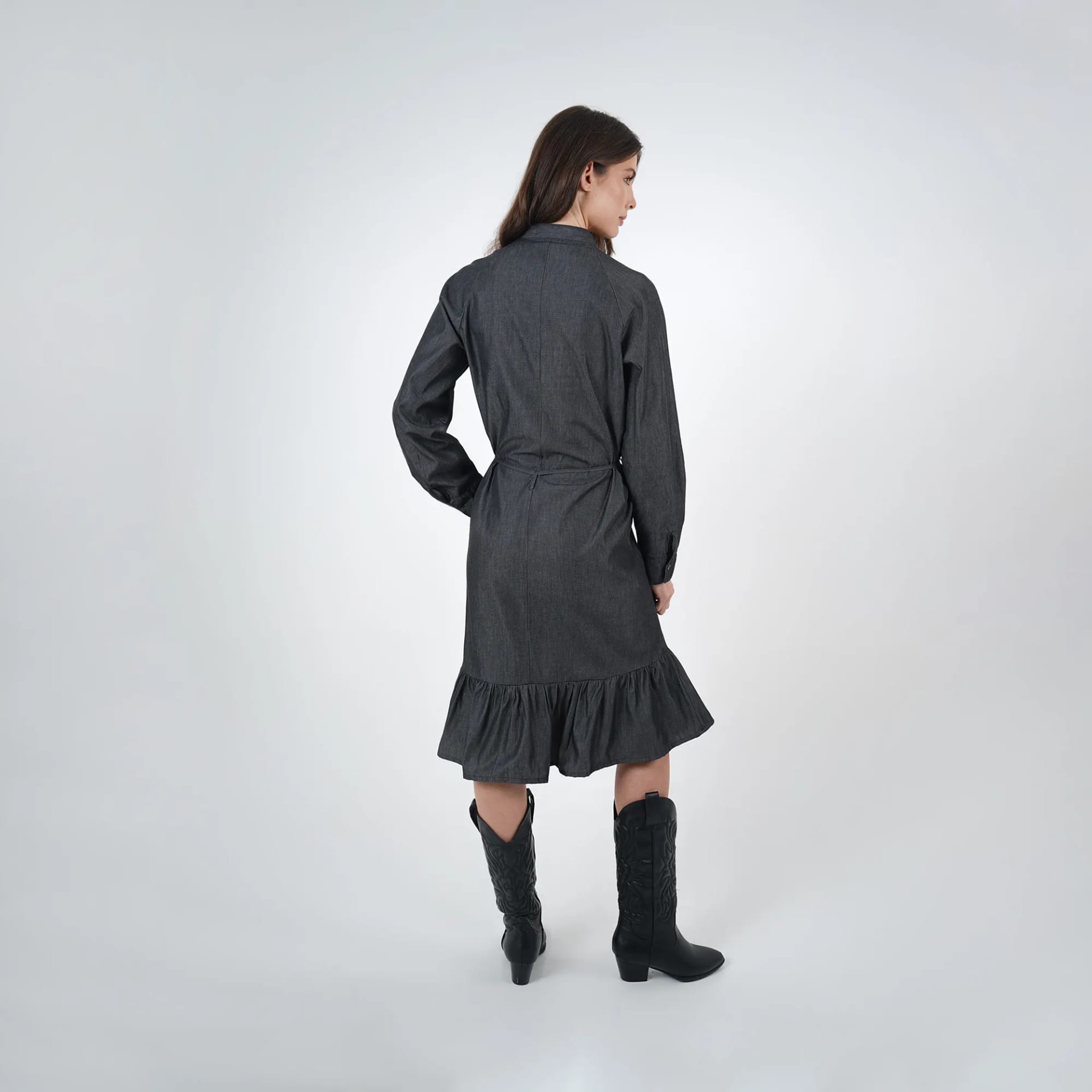 Vestidi midi camisero en denim con lazo - imagen 6