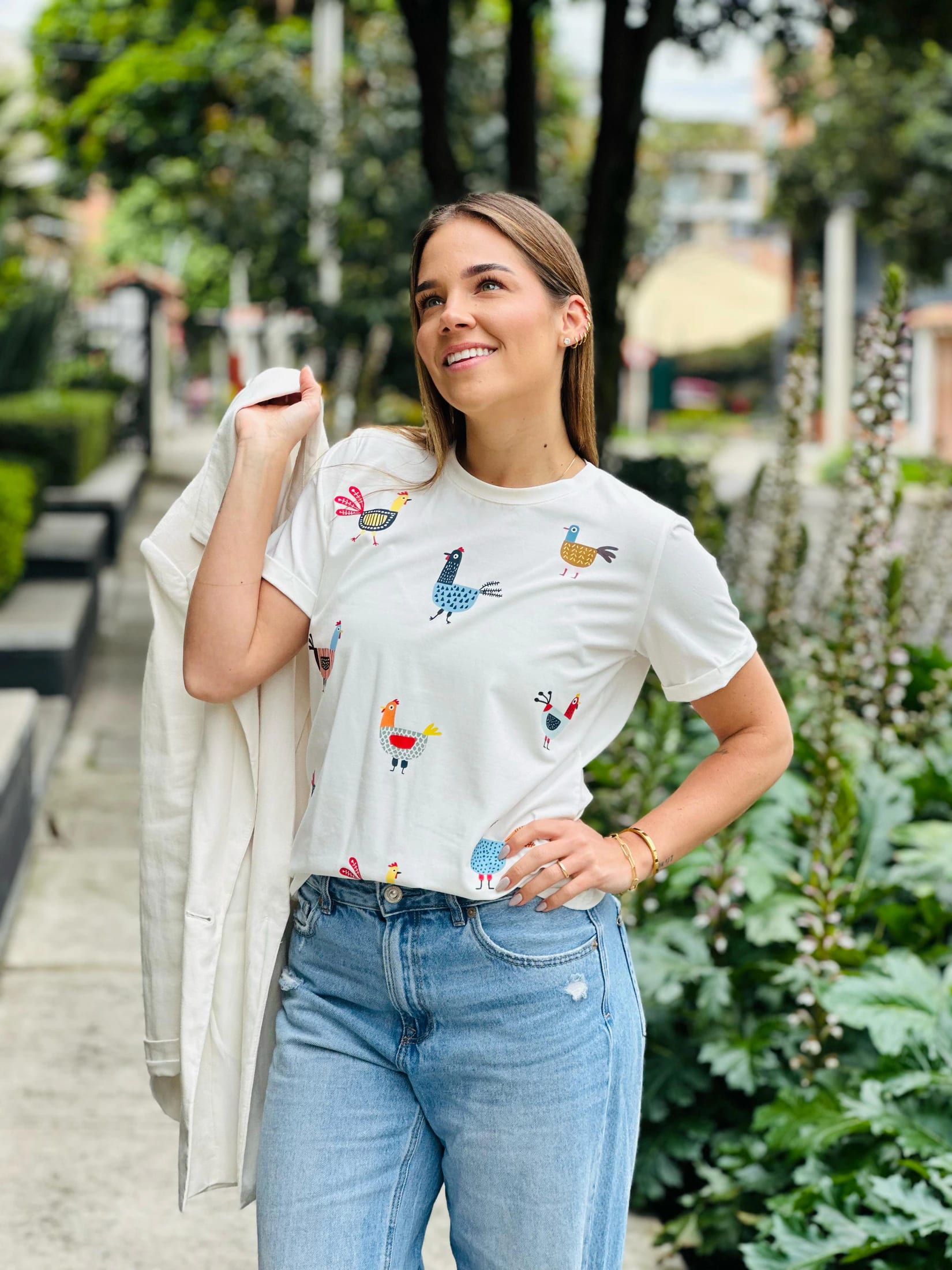 CAMISETA FIESTA DE GALLINITAS - imagen 1