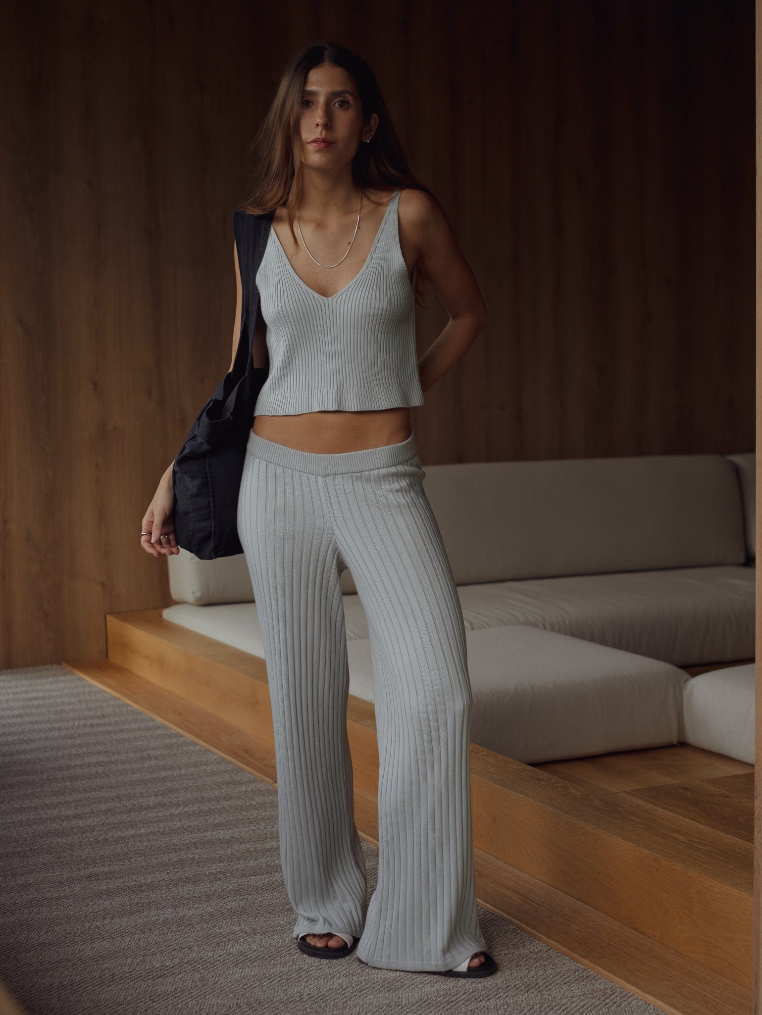 BASIC KNIT TANK TOP - LIGHT GRAY - imagen 2
