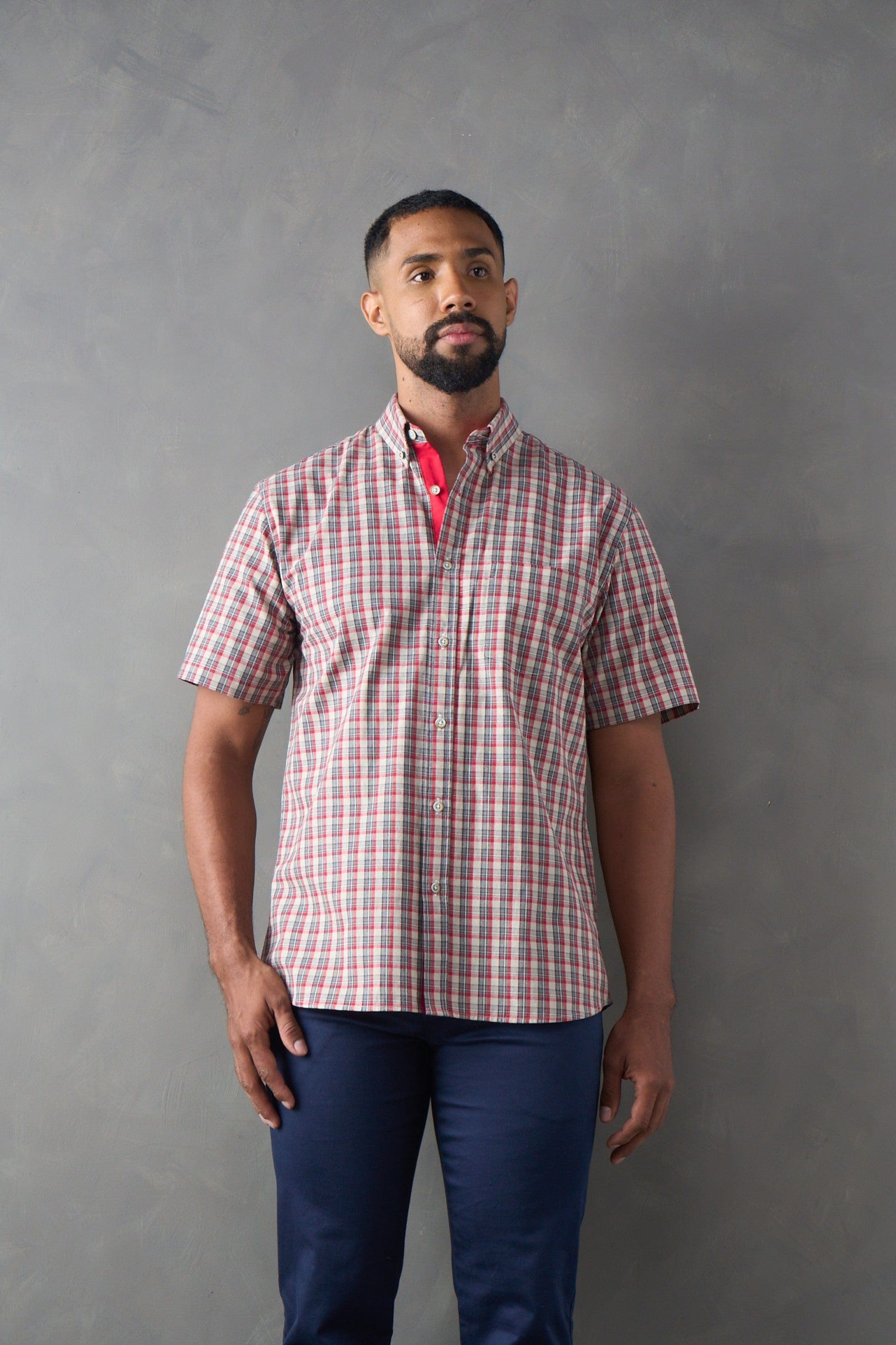 Camisa regular fit manga corta rojo - imagen 1