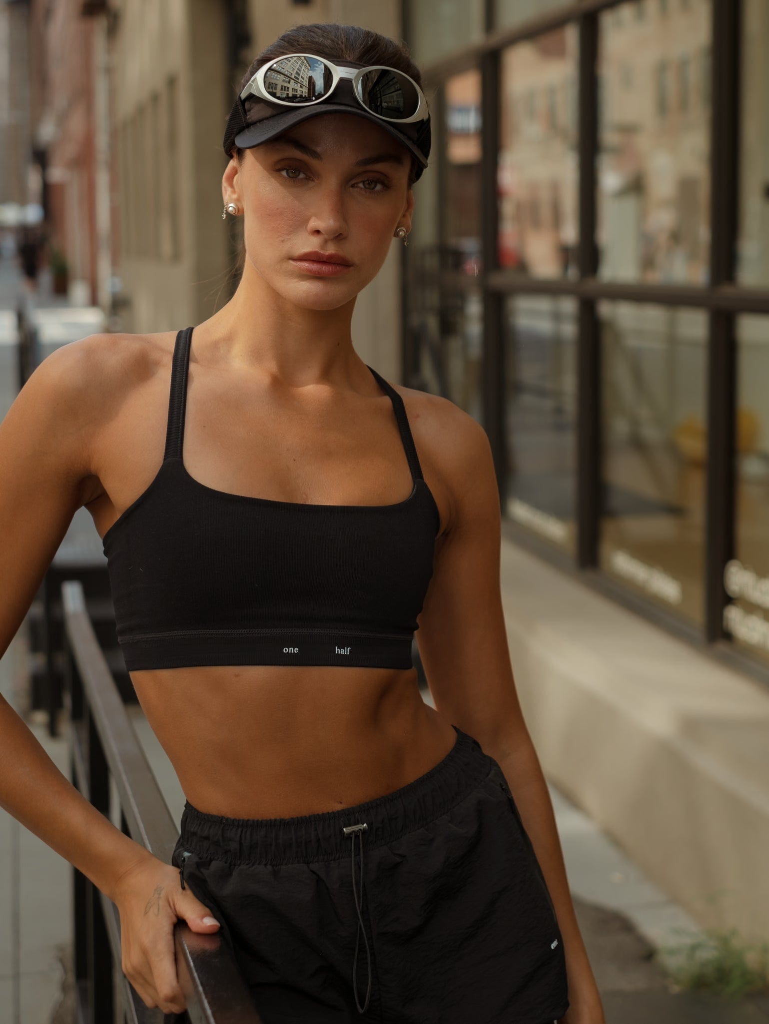 PULSE STRAP SEAMLESS TOP - SHADOW - imagen 4