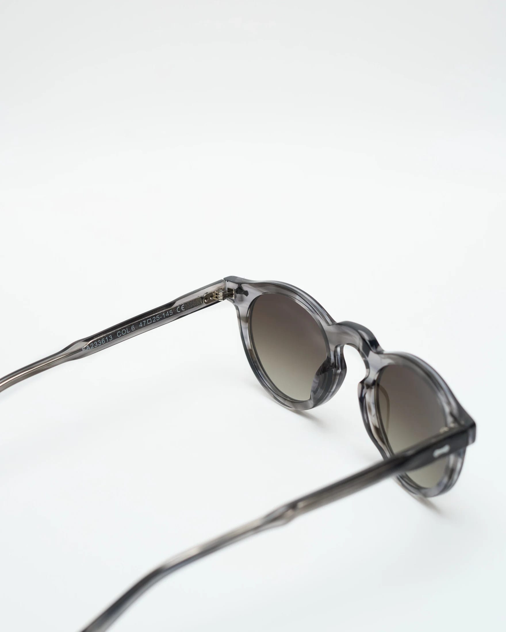 HARLEY - GREY TORTOISE / GRADIENT OLIVE - imagen 3