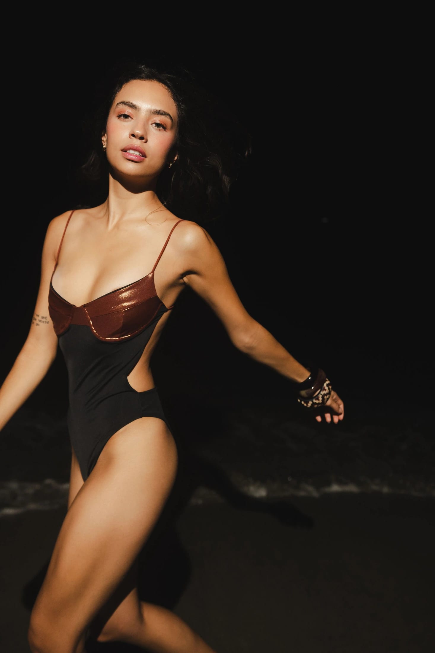 ARIA BODYSUIT - BLACK/COPPER - imagen 7