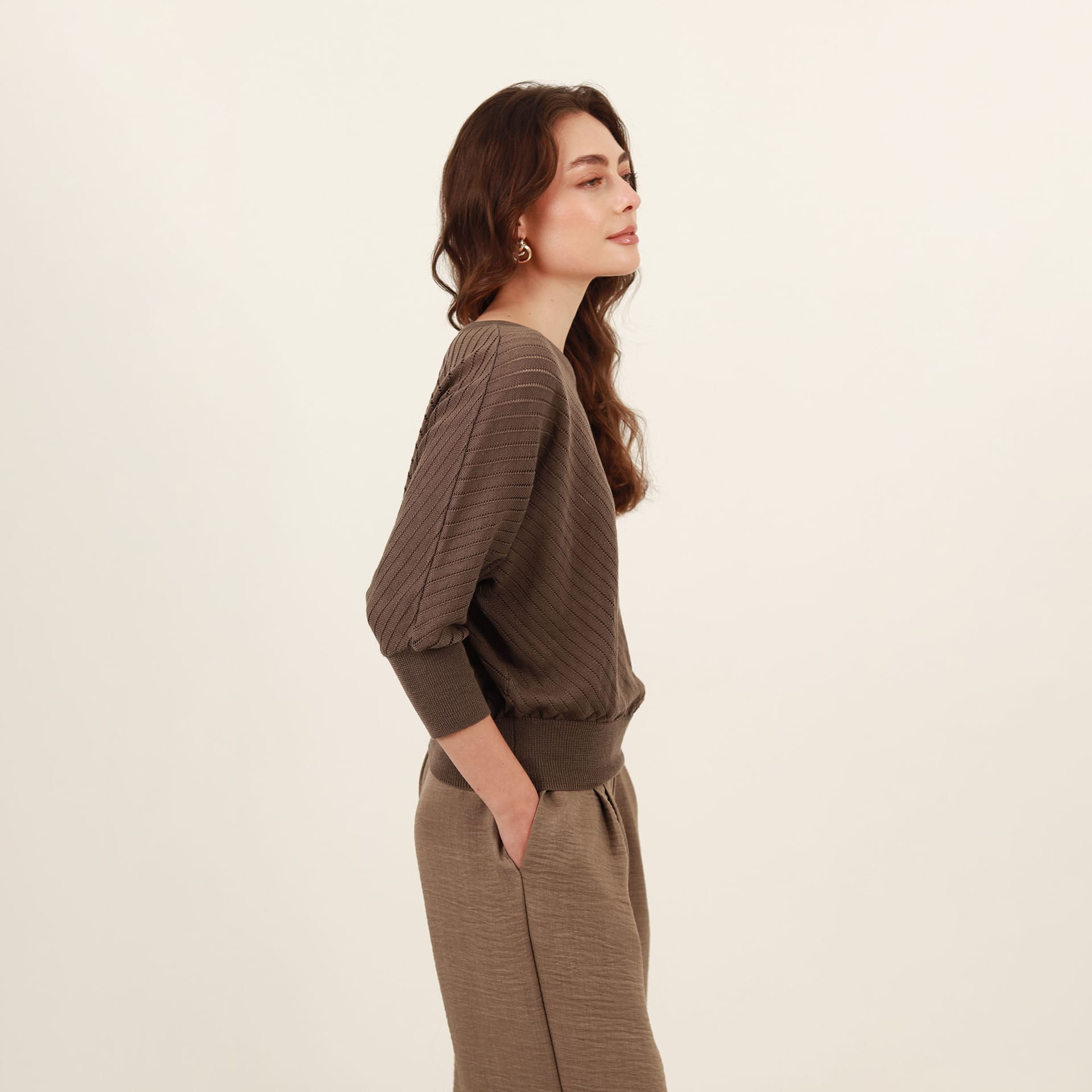 Sweater relajado cuello redondo manga amplia - imagen 6