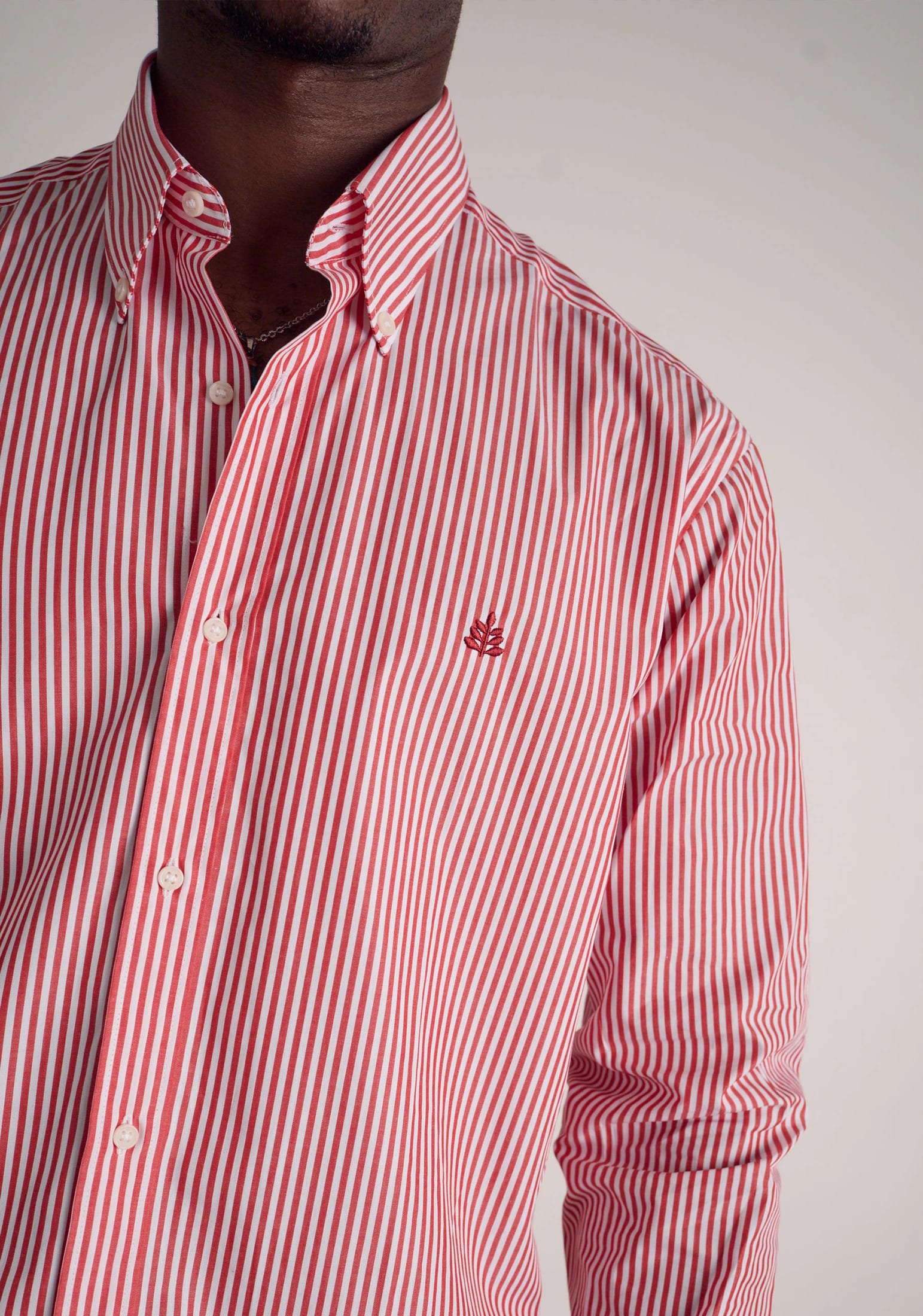 Camisa H CBD Rayas Med L-Vin Cereza - imagen 4