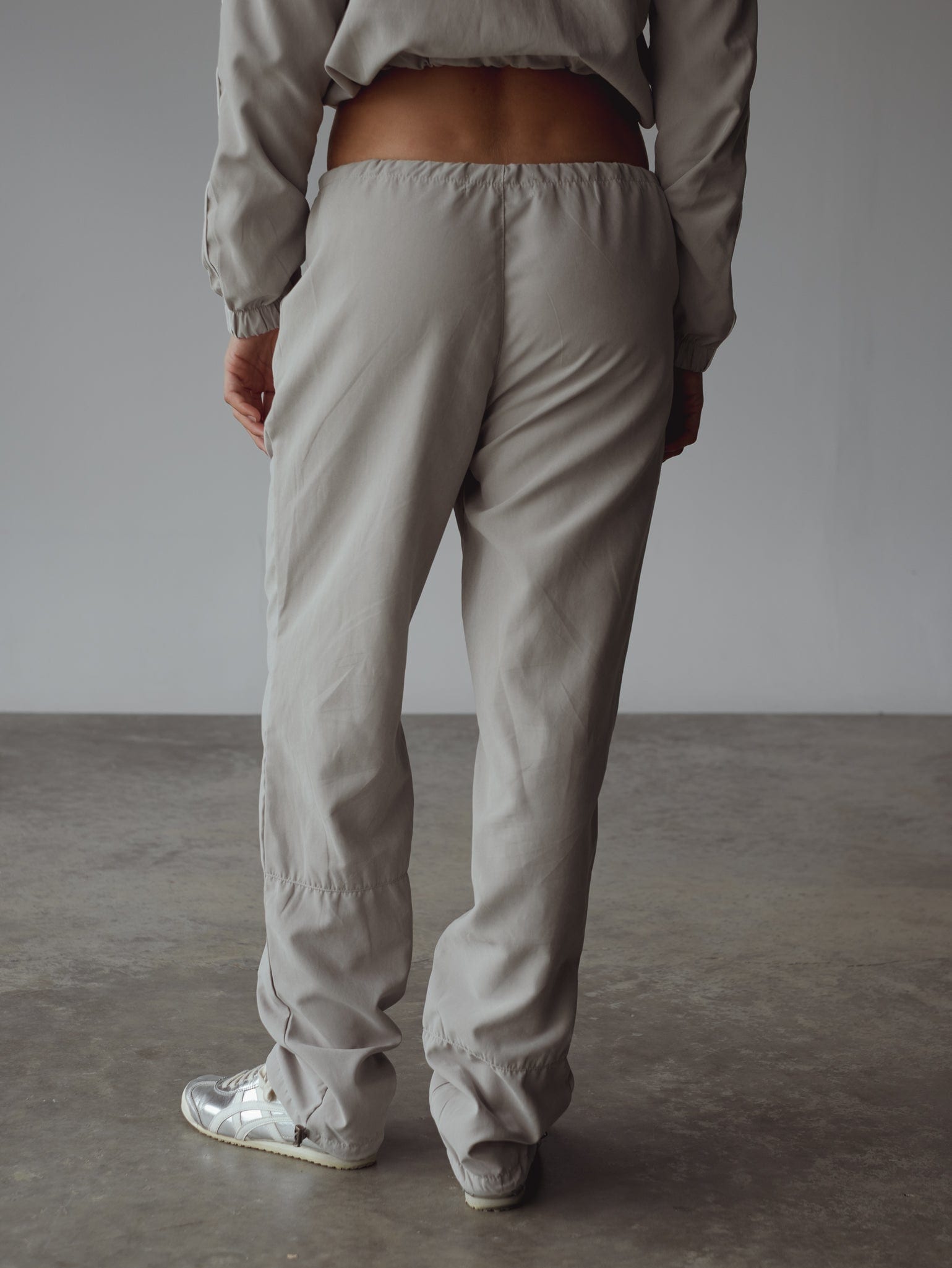 FLOW PANTS - LIGHT GRAY - imagen 21